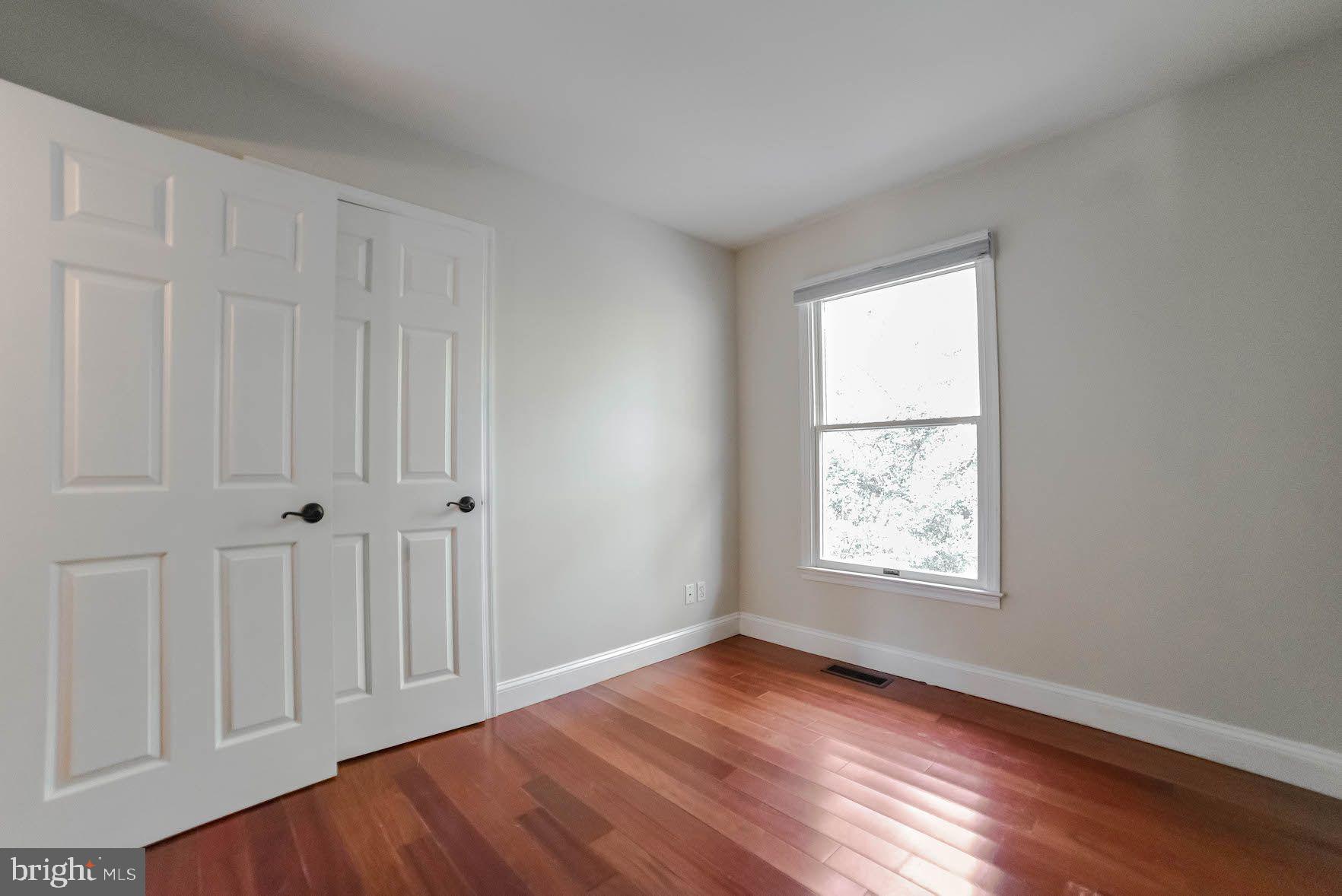 ESPERANZA FARMS - Residential