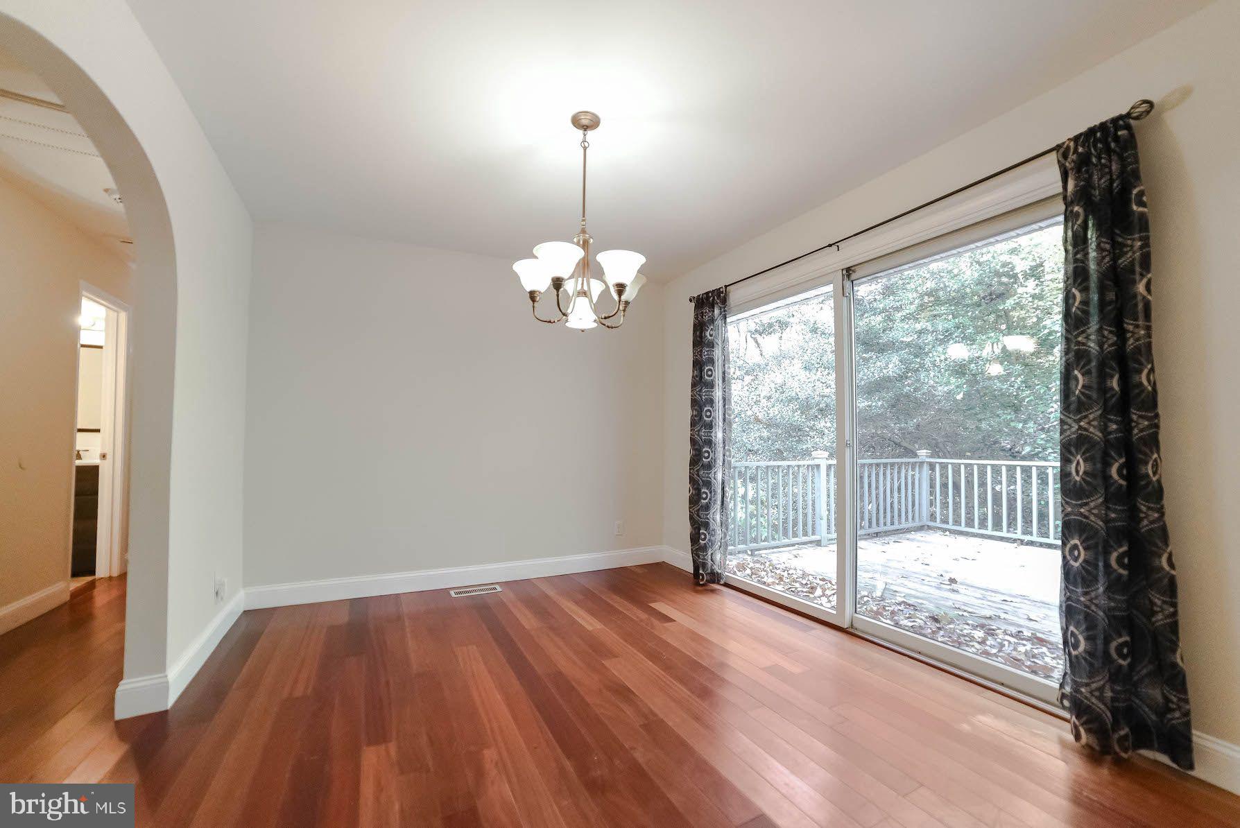 ESPERANZA FARMS - Residential