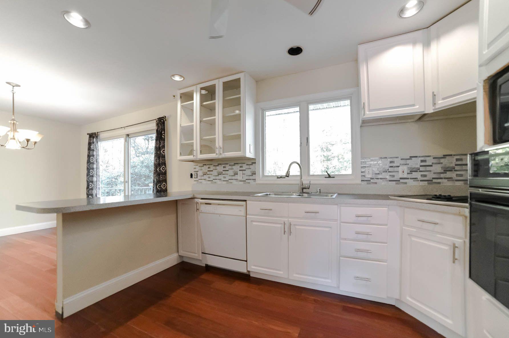 ESPERANZA FARMS - Residential