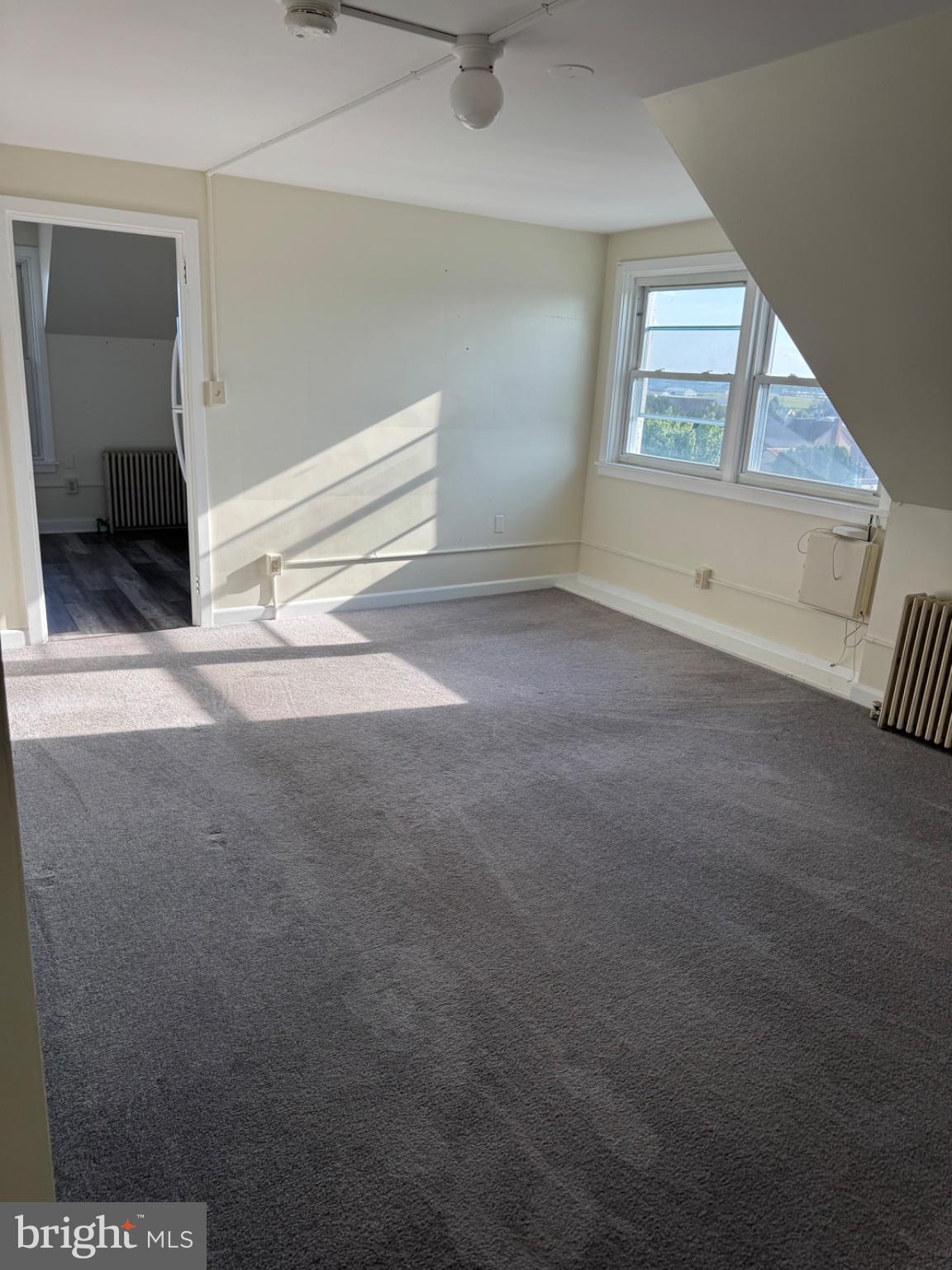 100 W MAIN STREET 6