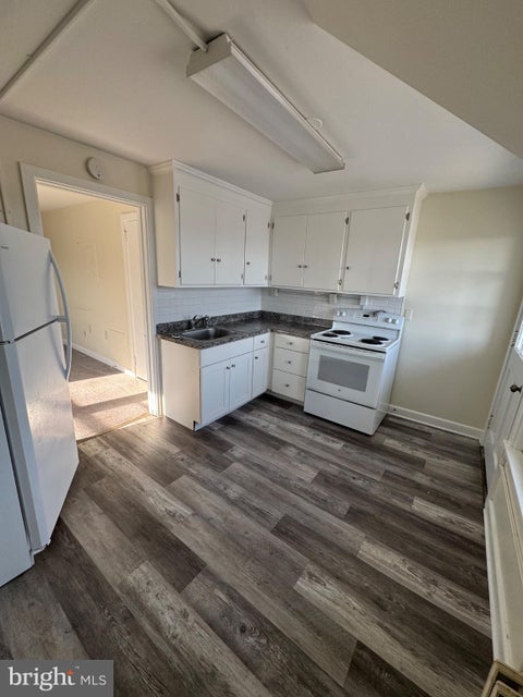 Condo For Rent - 100 W Main Street #6<br/> Lancaster County, NEW HOLLAND, PA 17557