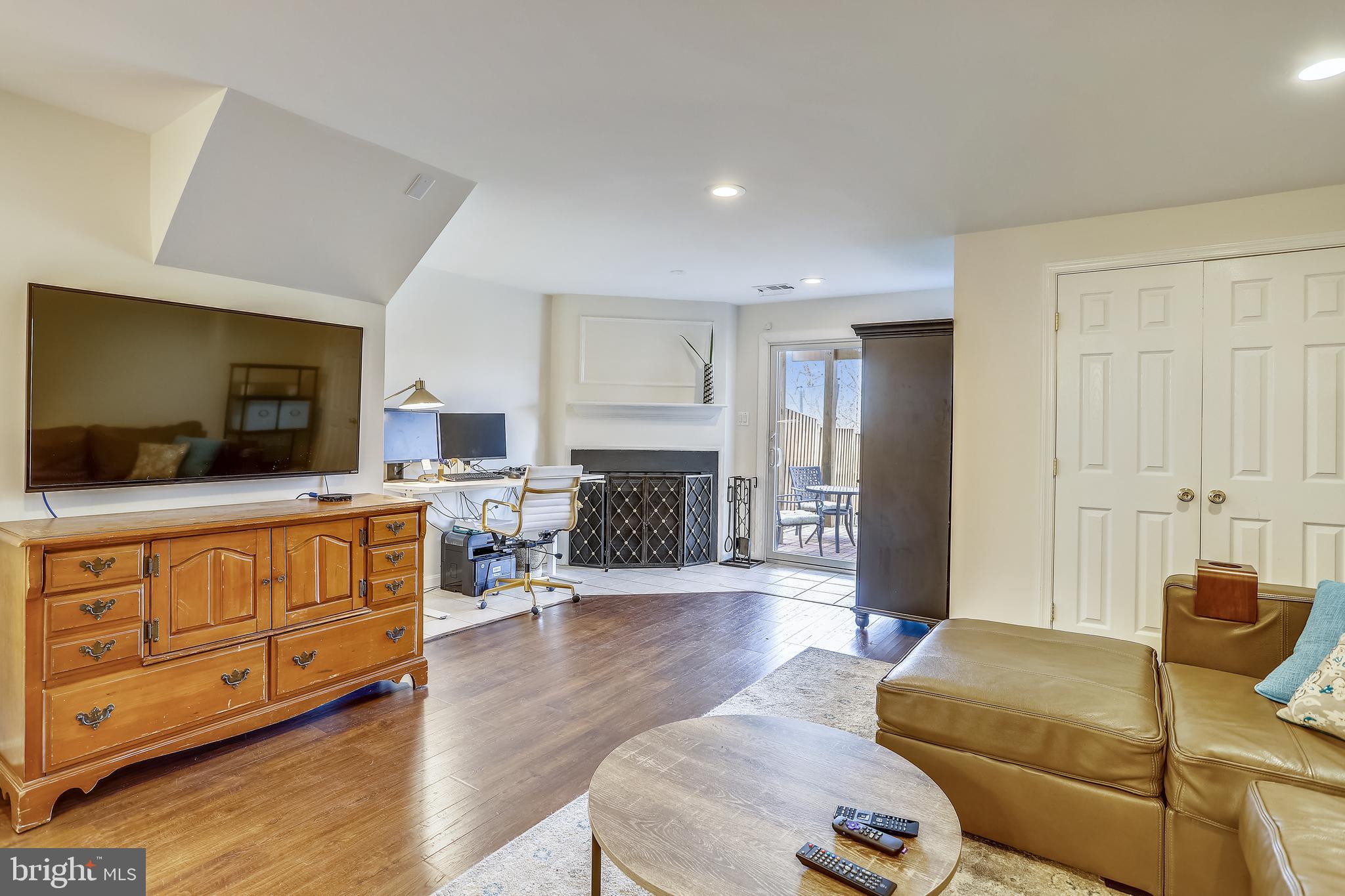 HAYFIELD VIEW - Residential