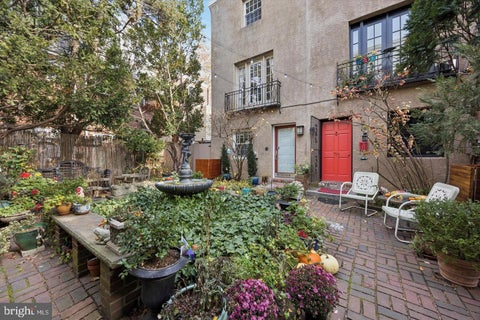 Townhouse For Rent - 715 Rodman Street #1<br/> Philadelphia County, PHILADELPHIA, PA 19147