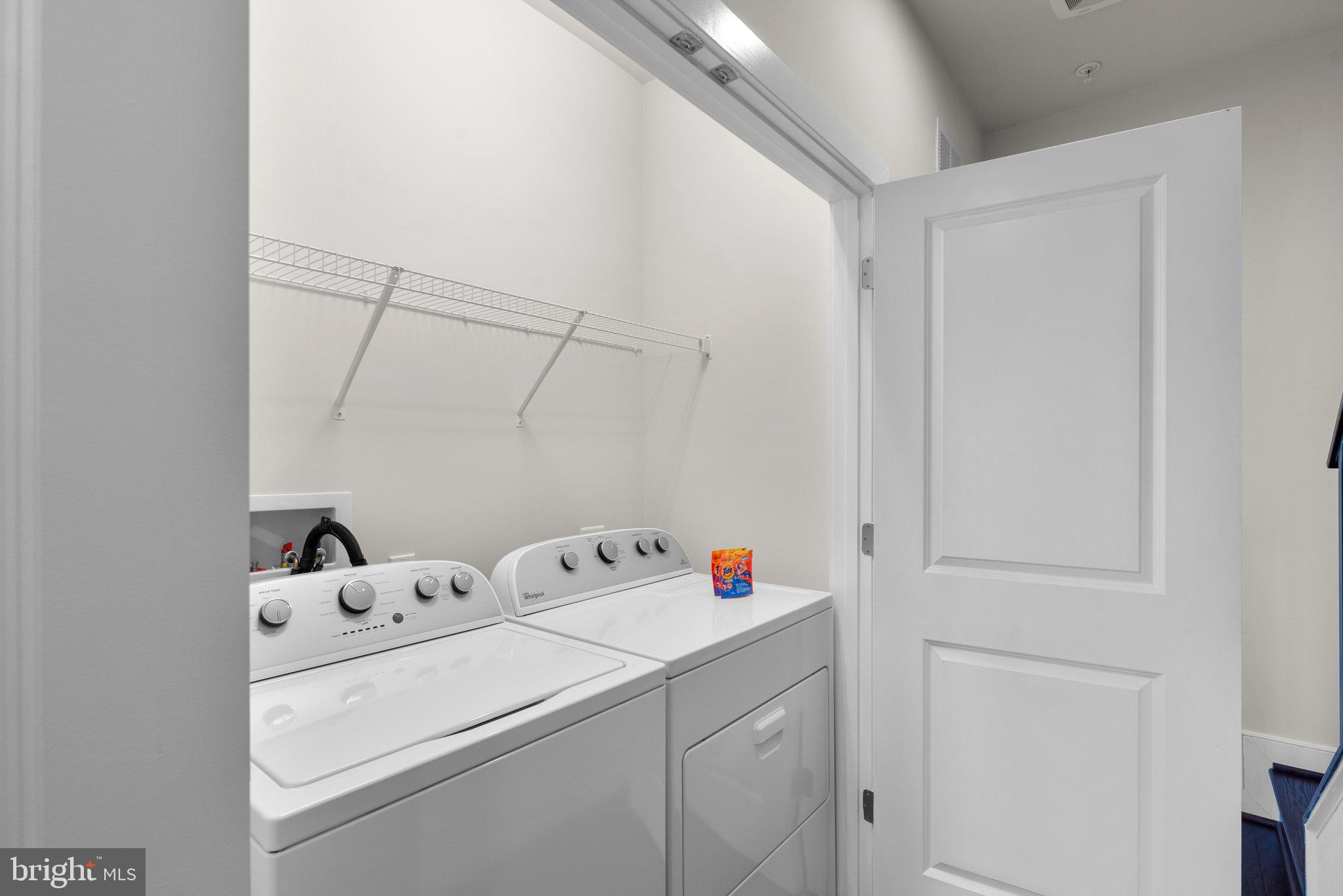 CROWN FARM - Residential