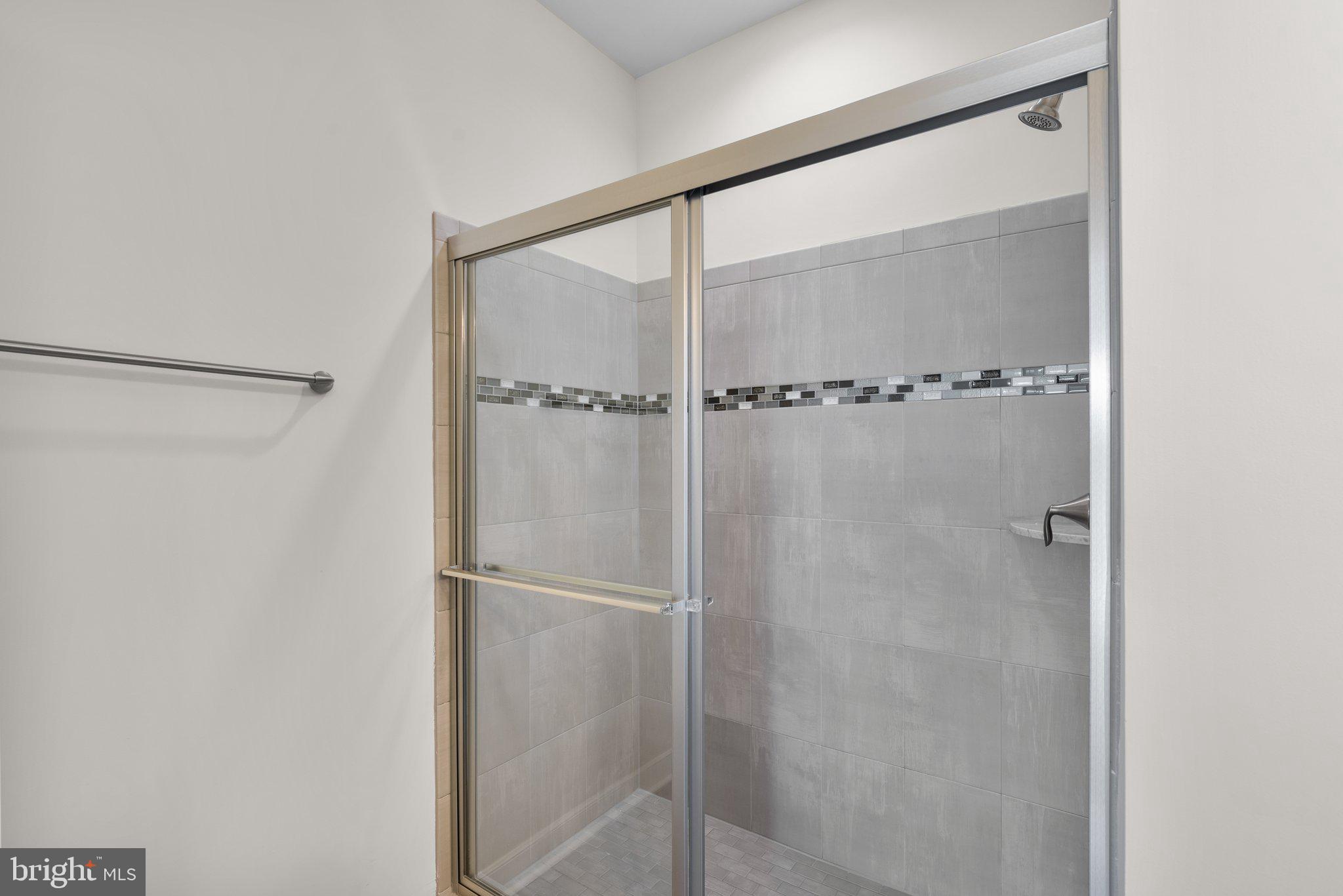 CROWN FARM - Residential