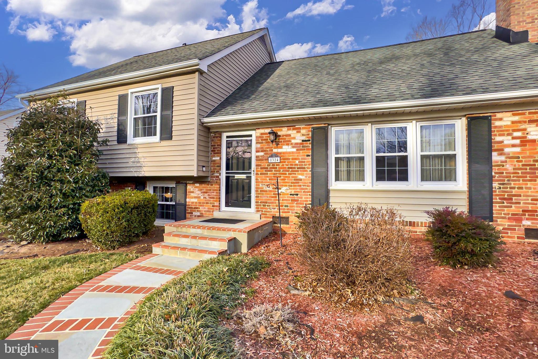 COLLINGWOOD ON THE POTOMAC - Residential