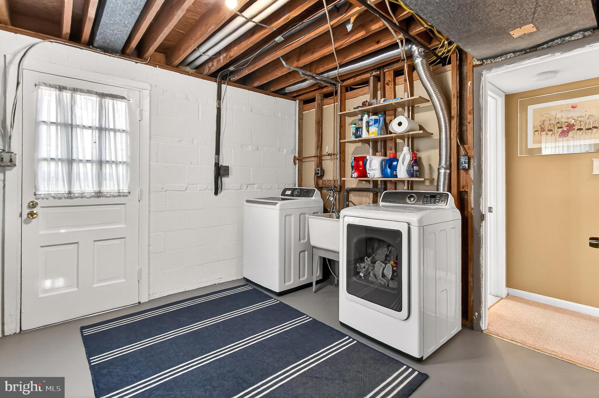 COLLINGWOOD ON THE POTOMAC - Residential