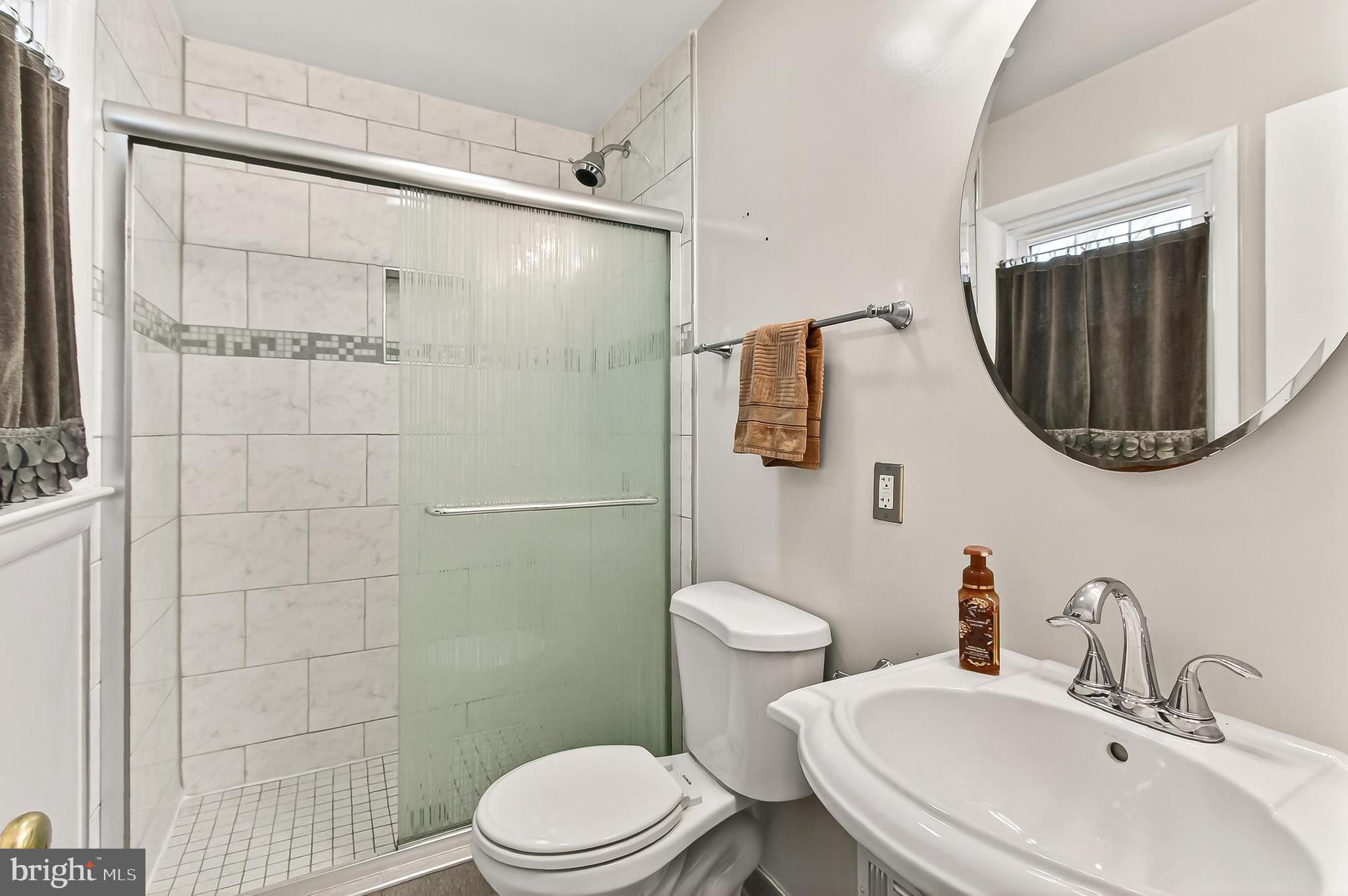 COLLINGWOOD ON THE POTOMAC - Residential