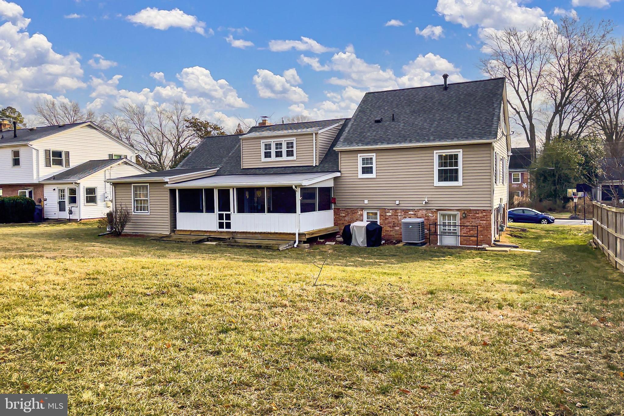 COLLINGWOOD ON THE POTOMAC - Residential