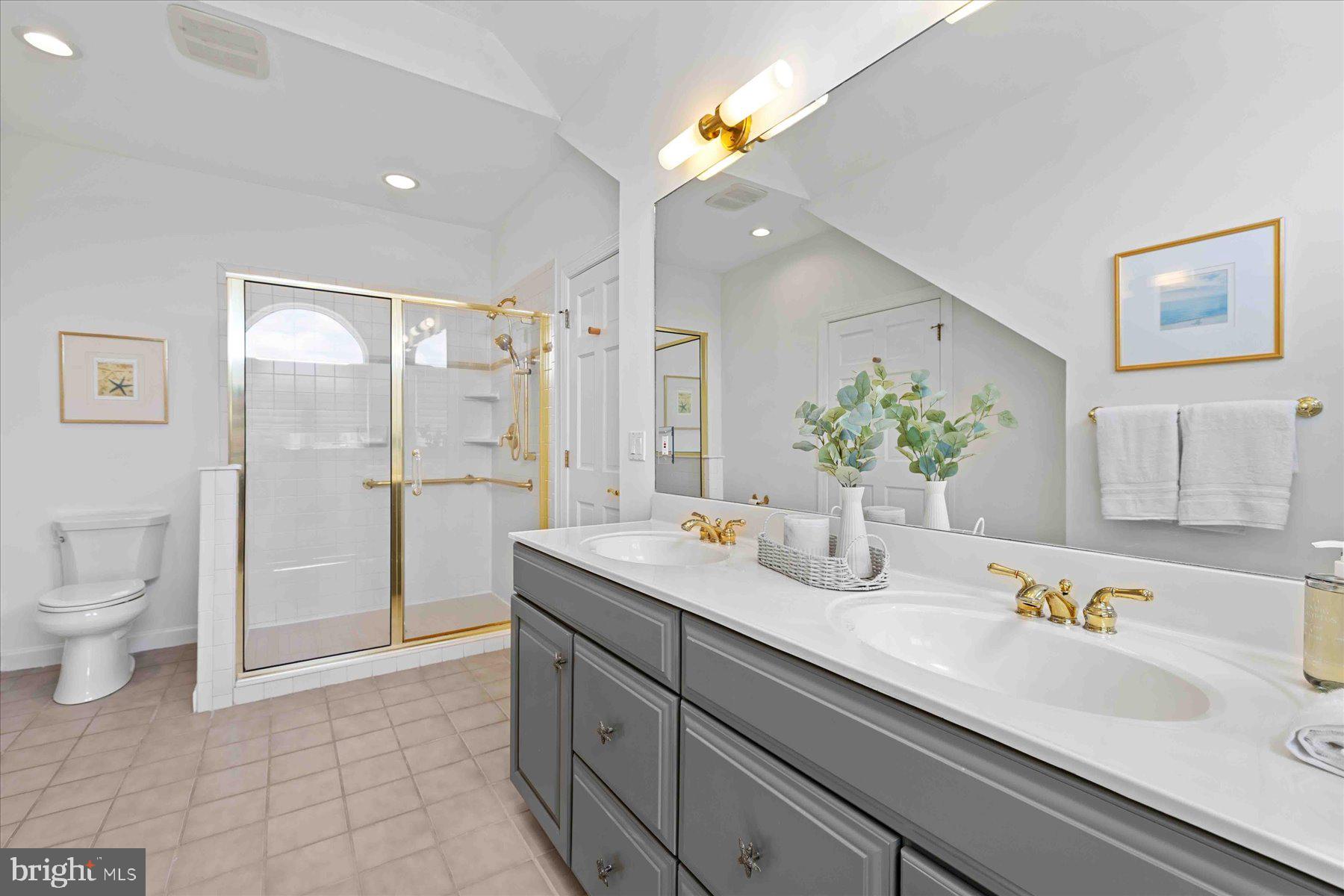 SUSSEX SHORES - Residential