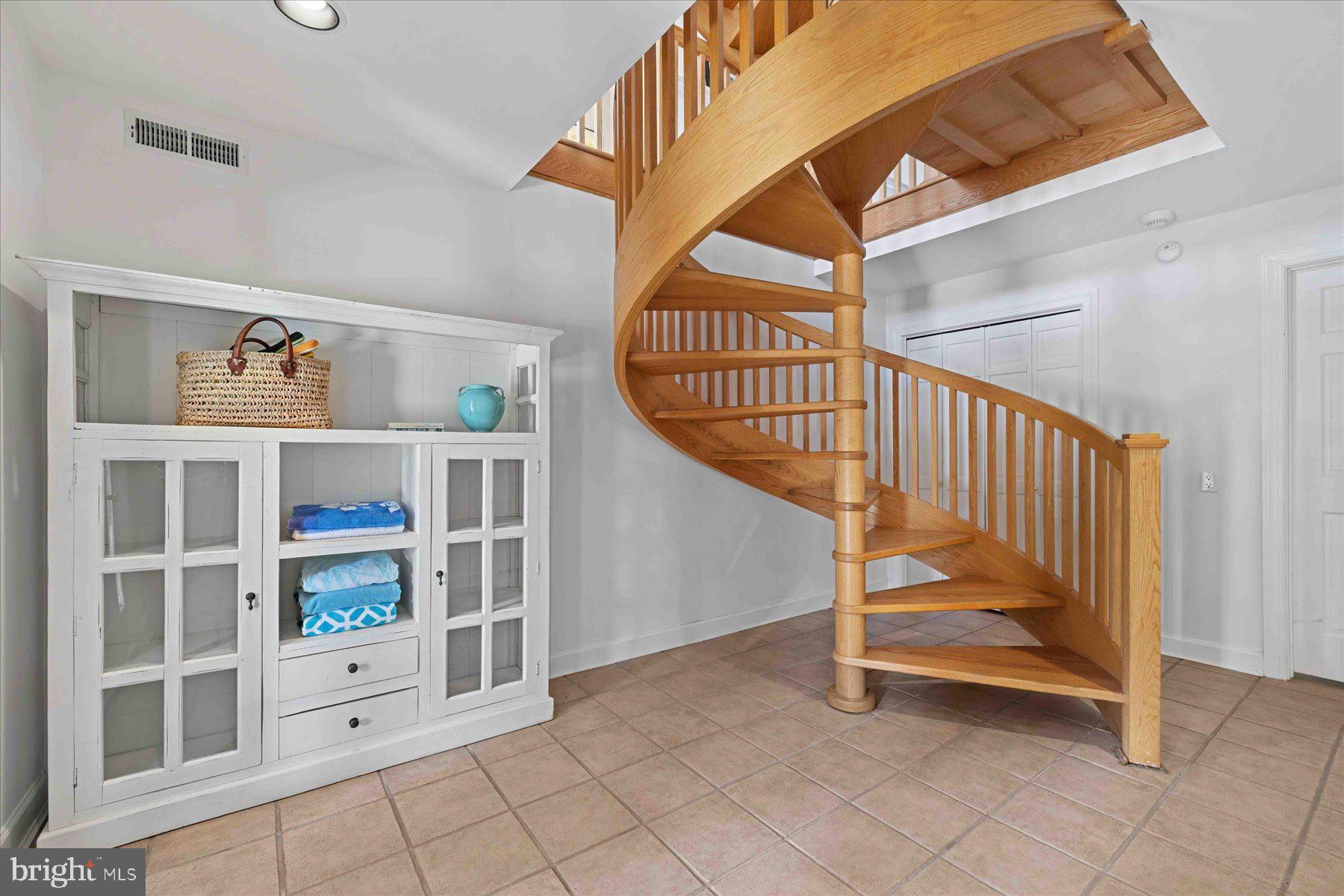 SUSSEX SHORES - Residential