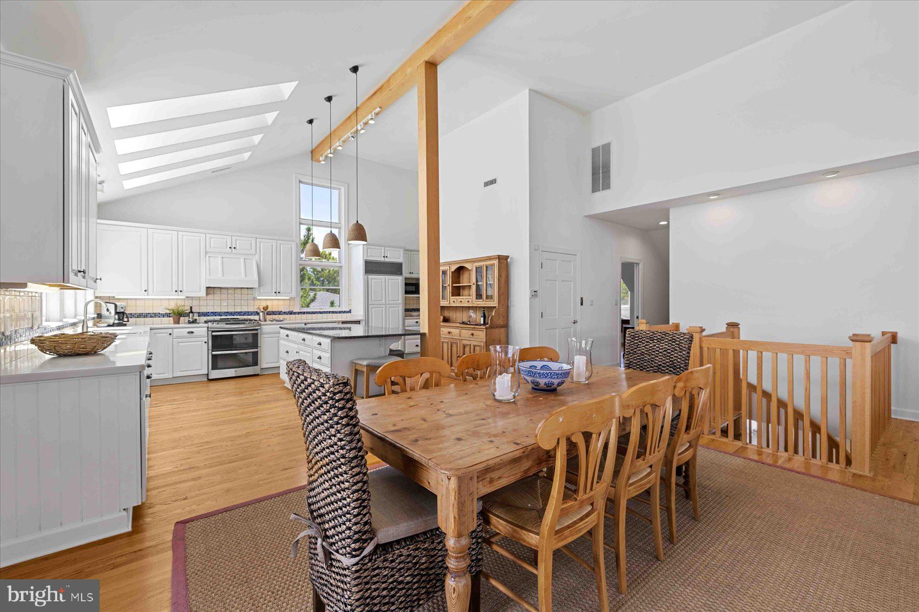 SUSSEX SHORES - Residential