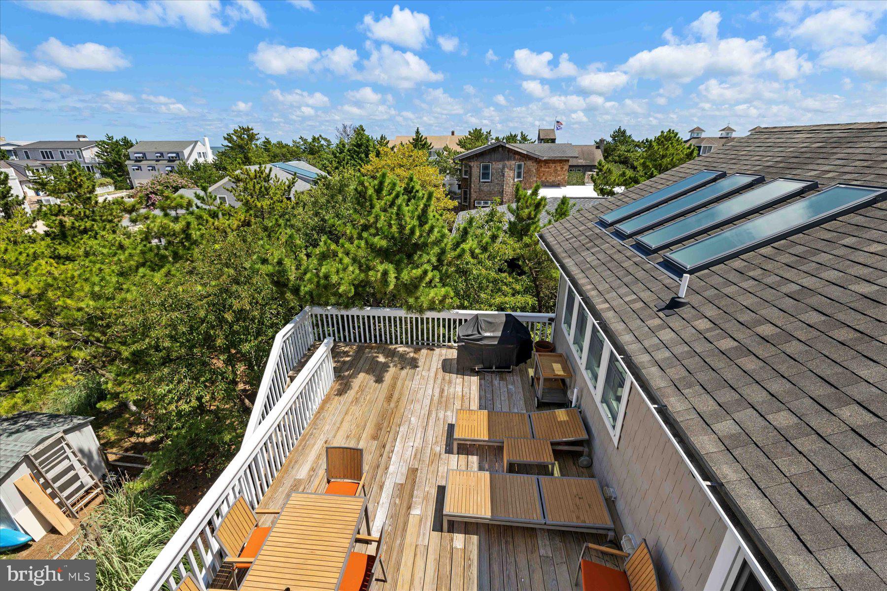 SUSSEX SHORES - Residential