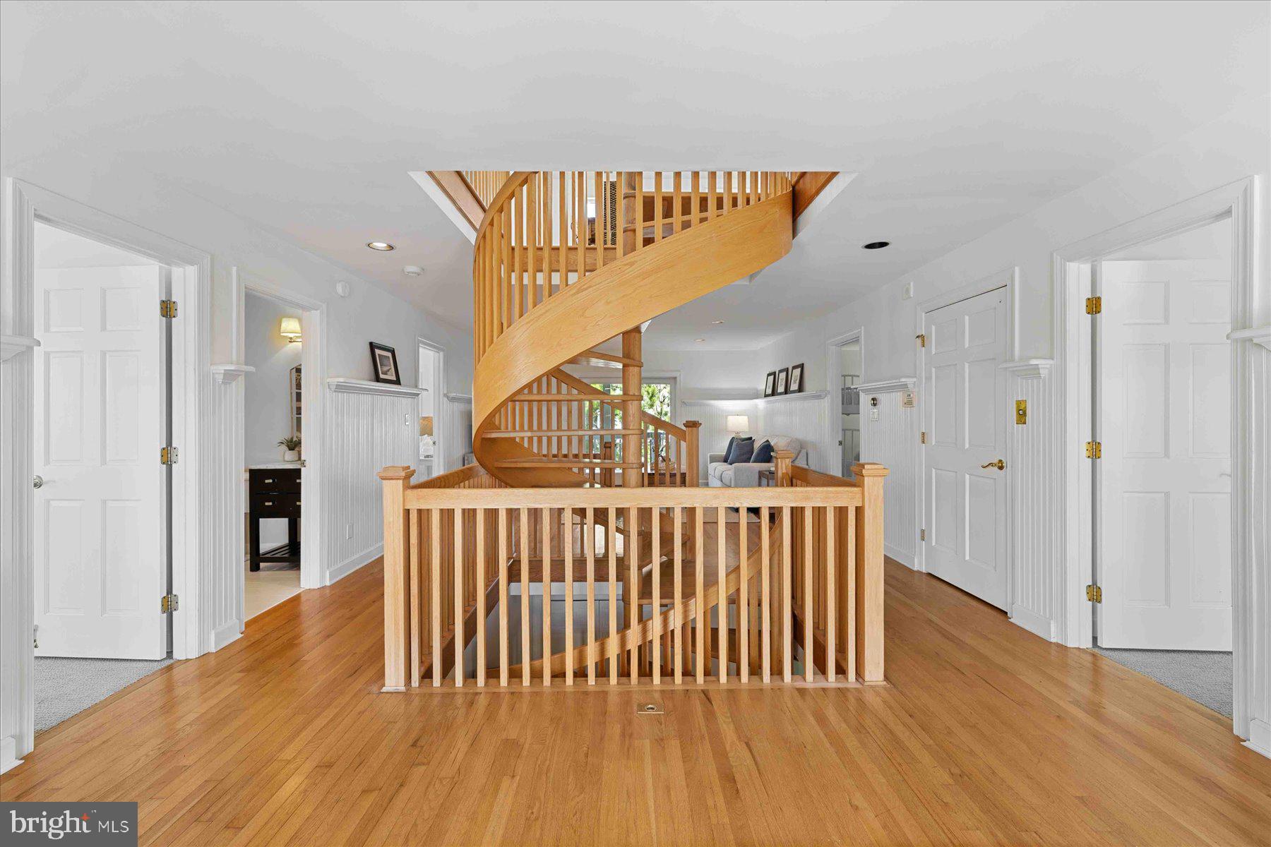 SUSSEX SHORES - Residential