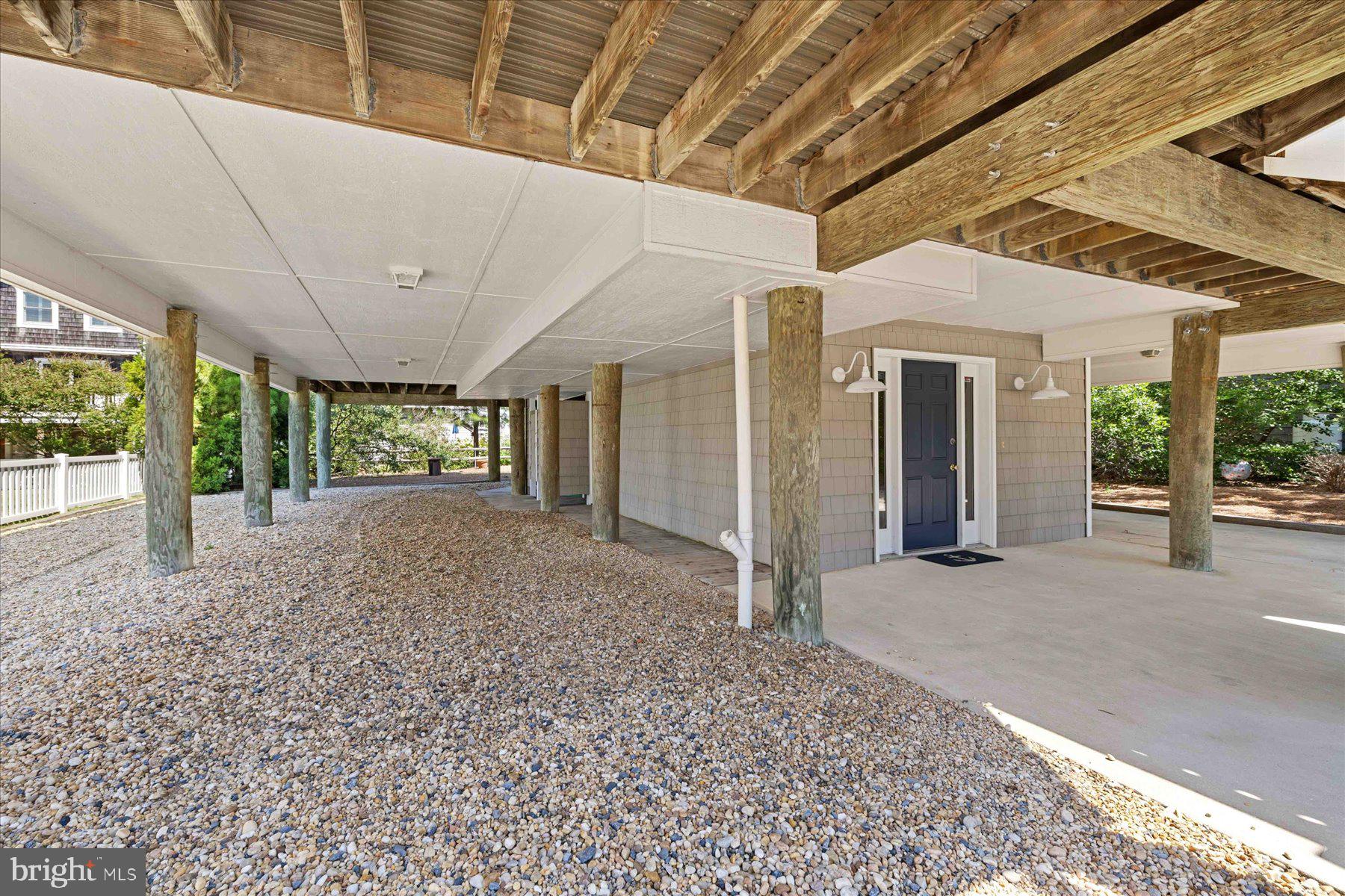 SUSSEX SHORES - Residential