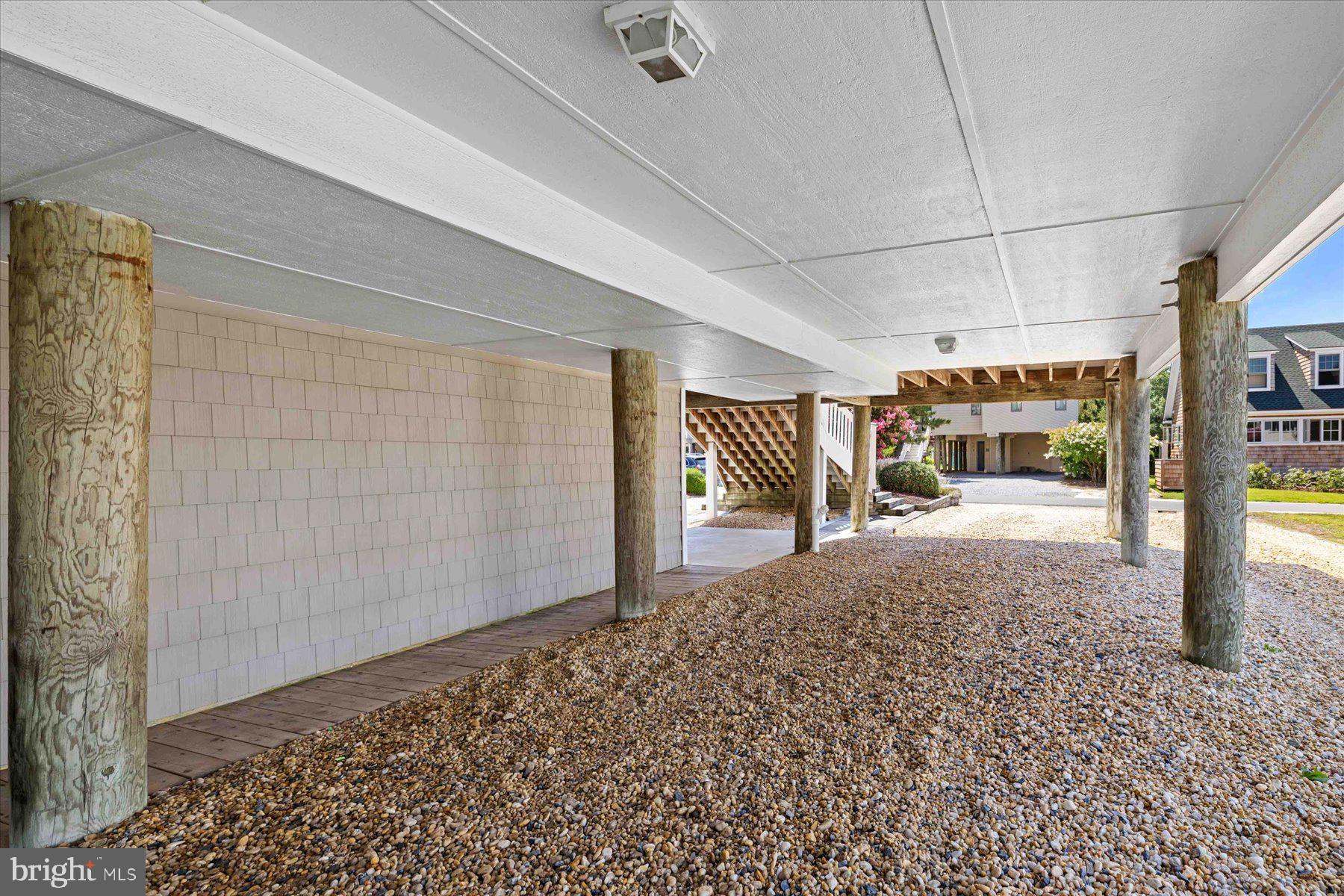 SUSSEX SHORES - Residential