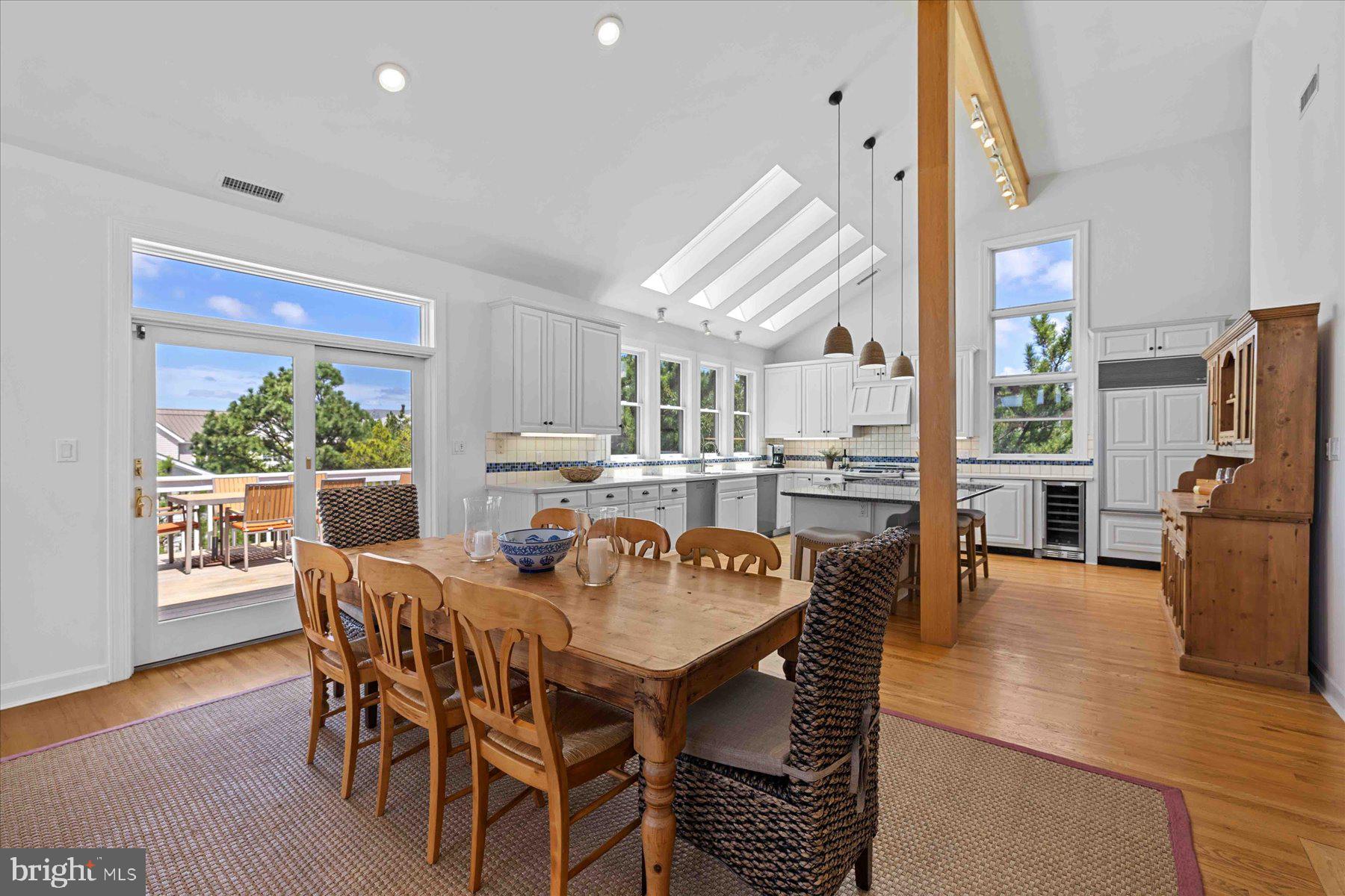 SUSSEX SHORES - Residential