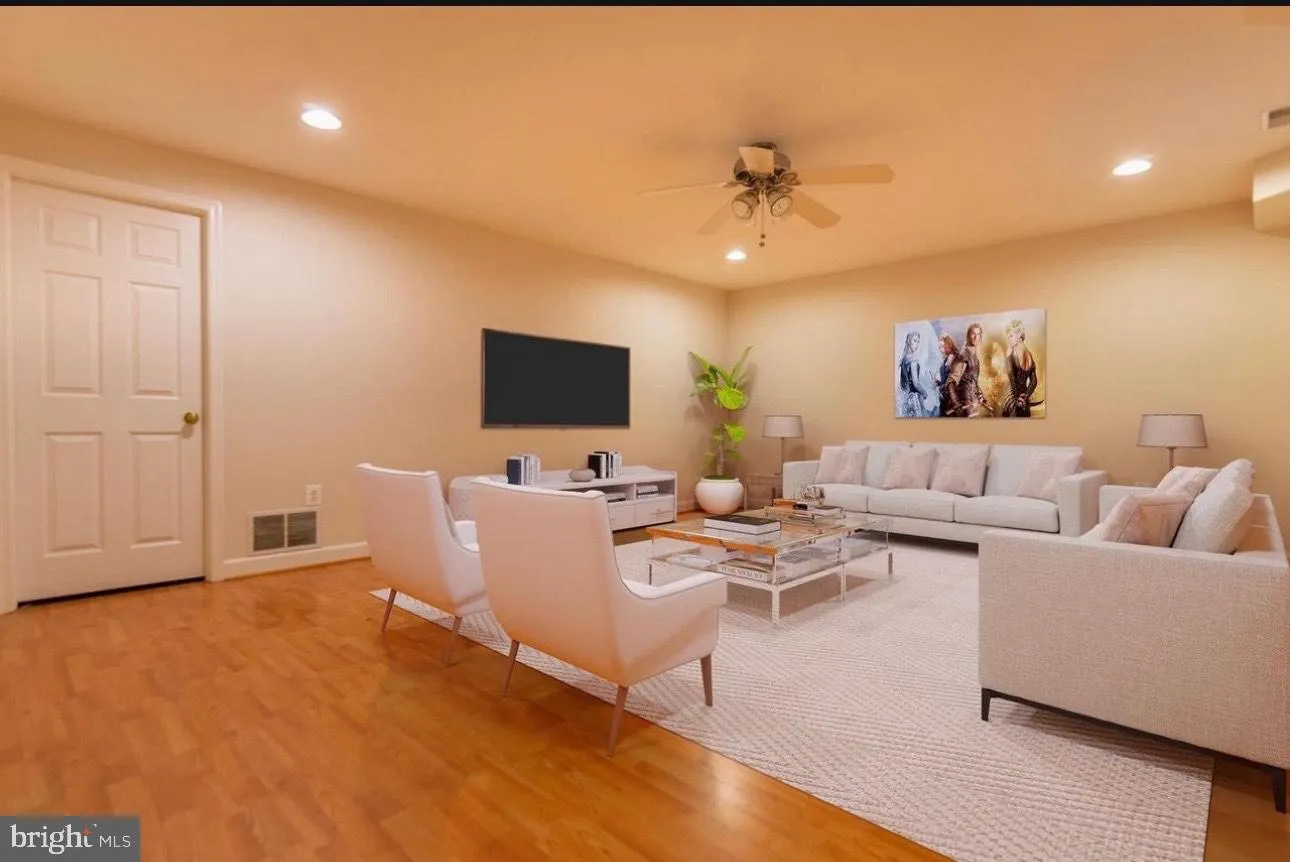 Crownsville, Maryland 21032, United States, 4 Bedrooms Bedrooms, ,4 BathroomsBathrooms,Residential,Active,127424