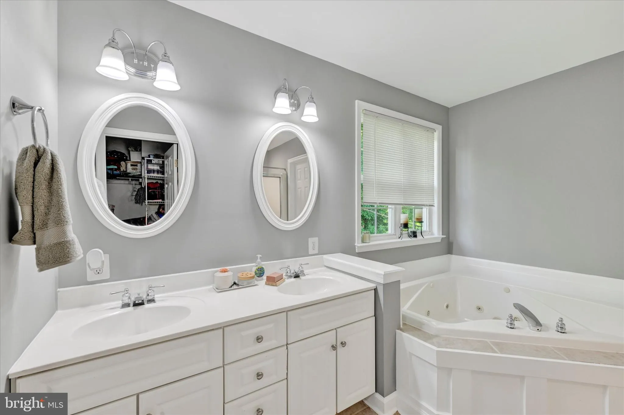 Crownsville, Maryland 21032, United States, 4 Bedrooms Bedrooms, ,4 BathroomsBathrooms,Residential,Active,127424