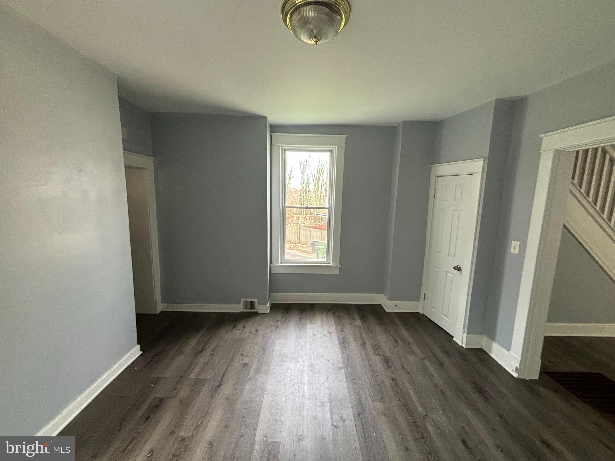 EDGEWOOD - Residential