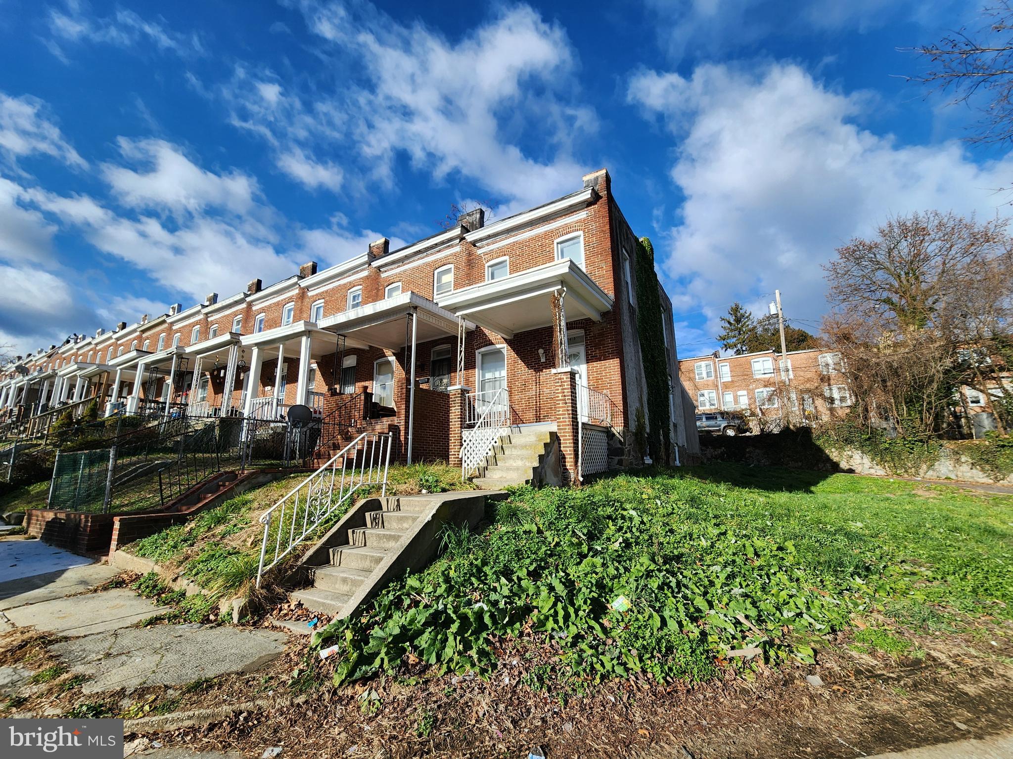 EDGEWOOD - Residential