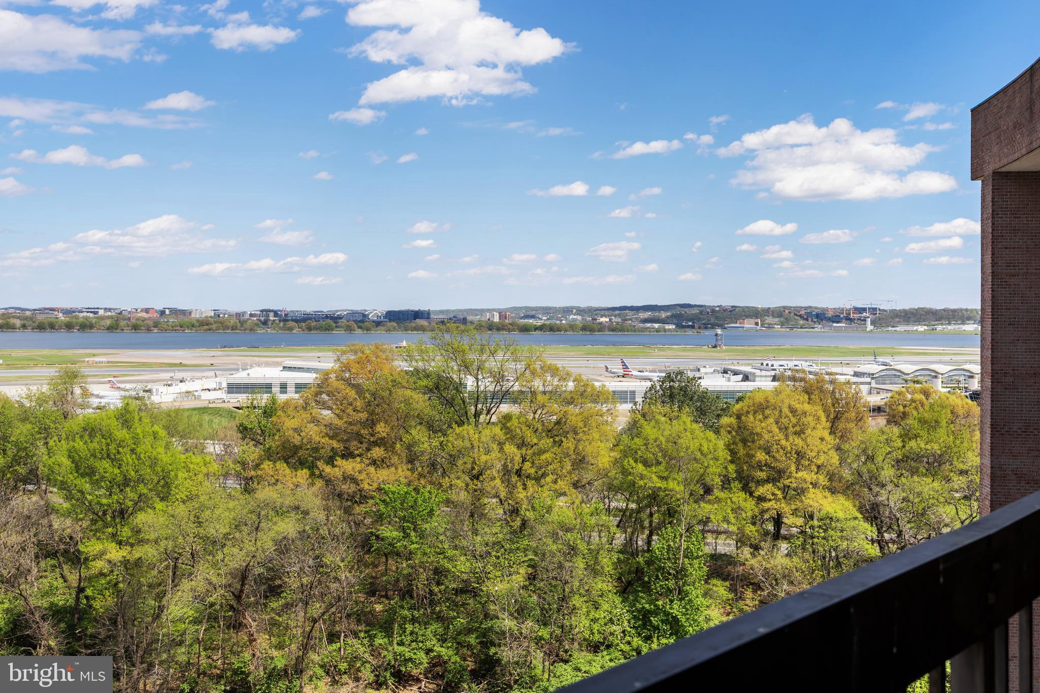 1805 CRYSTAL DRIVE 1010S