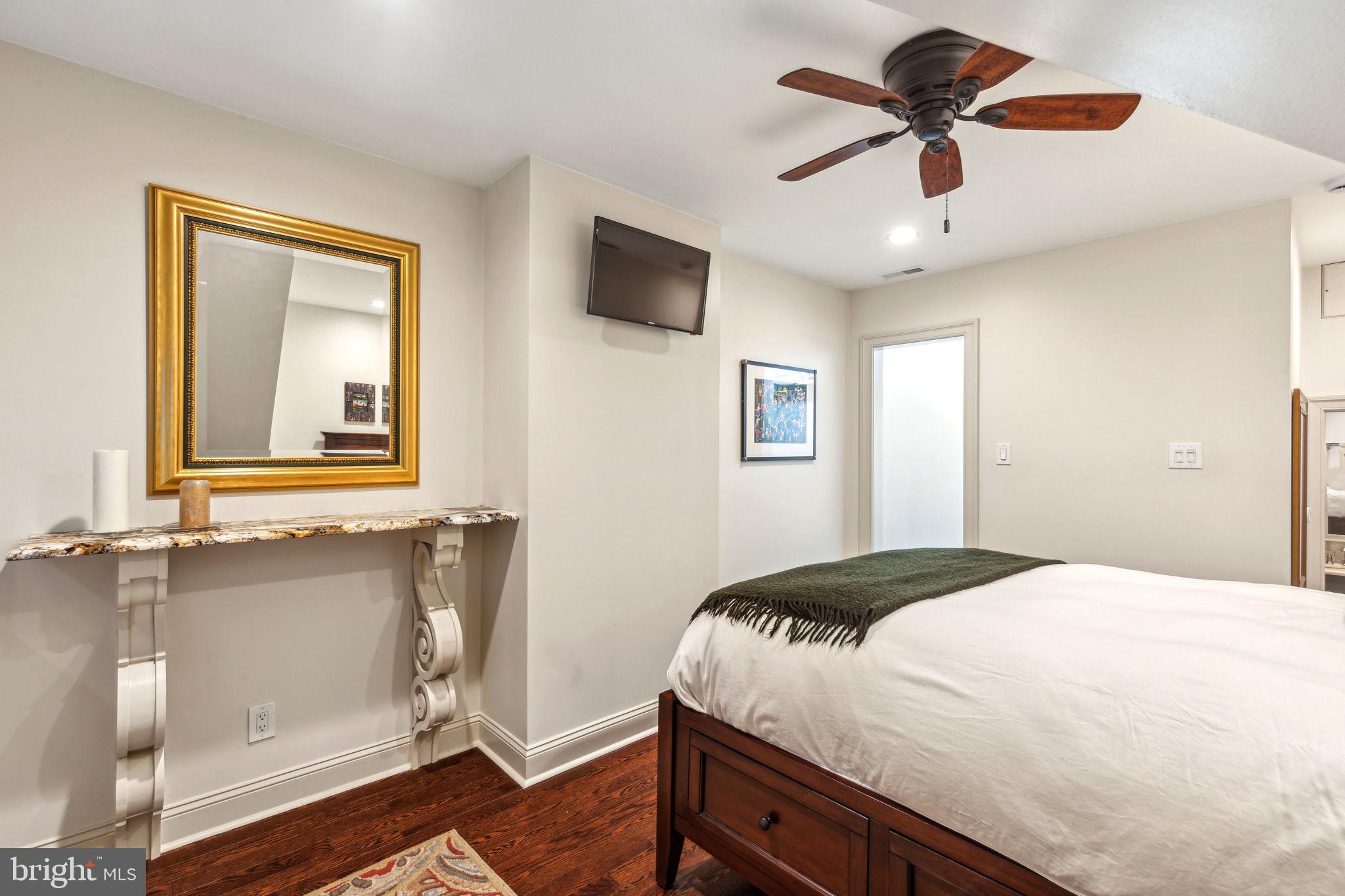 BELLA VISTA - Residential