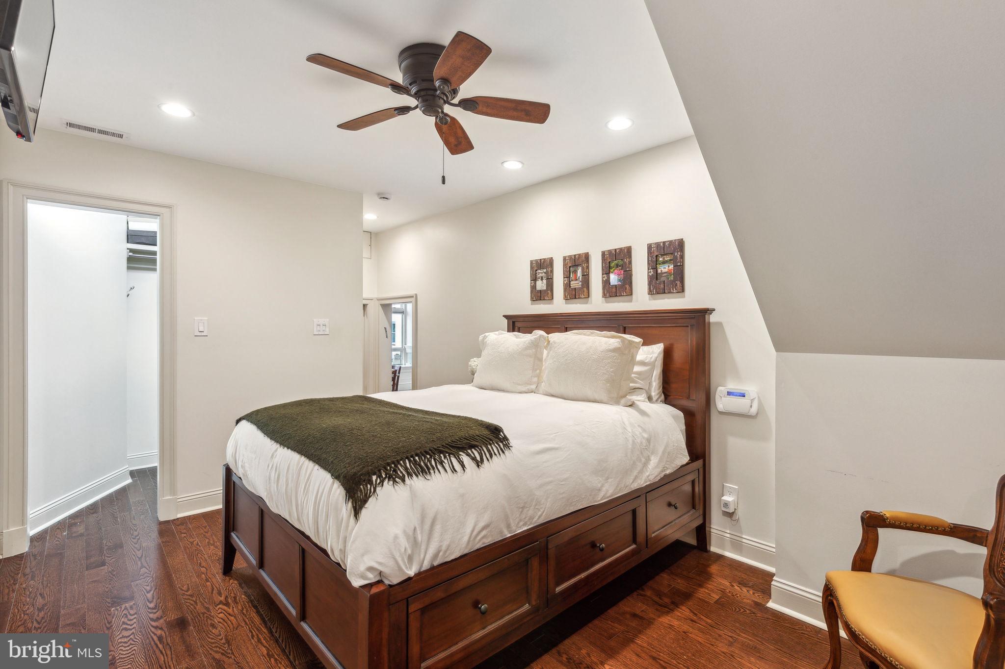 BELLA VISTA - Residential