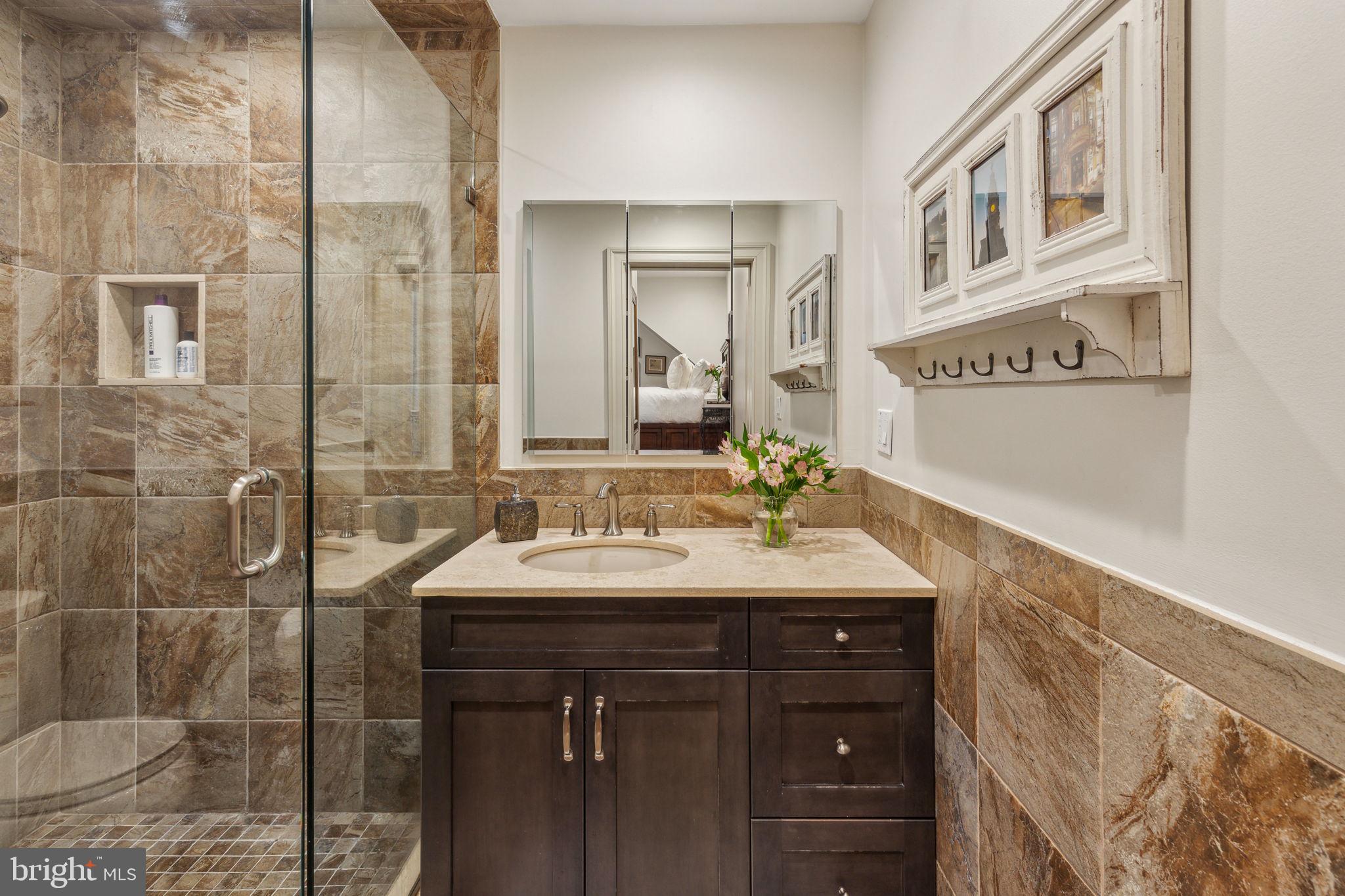 BELLA VISTA - Residential