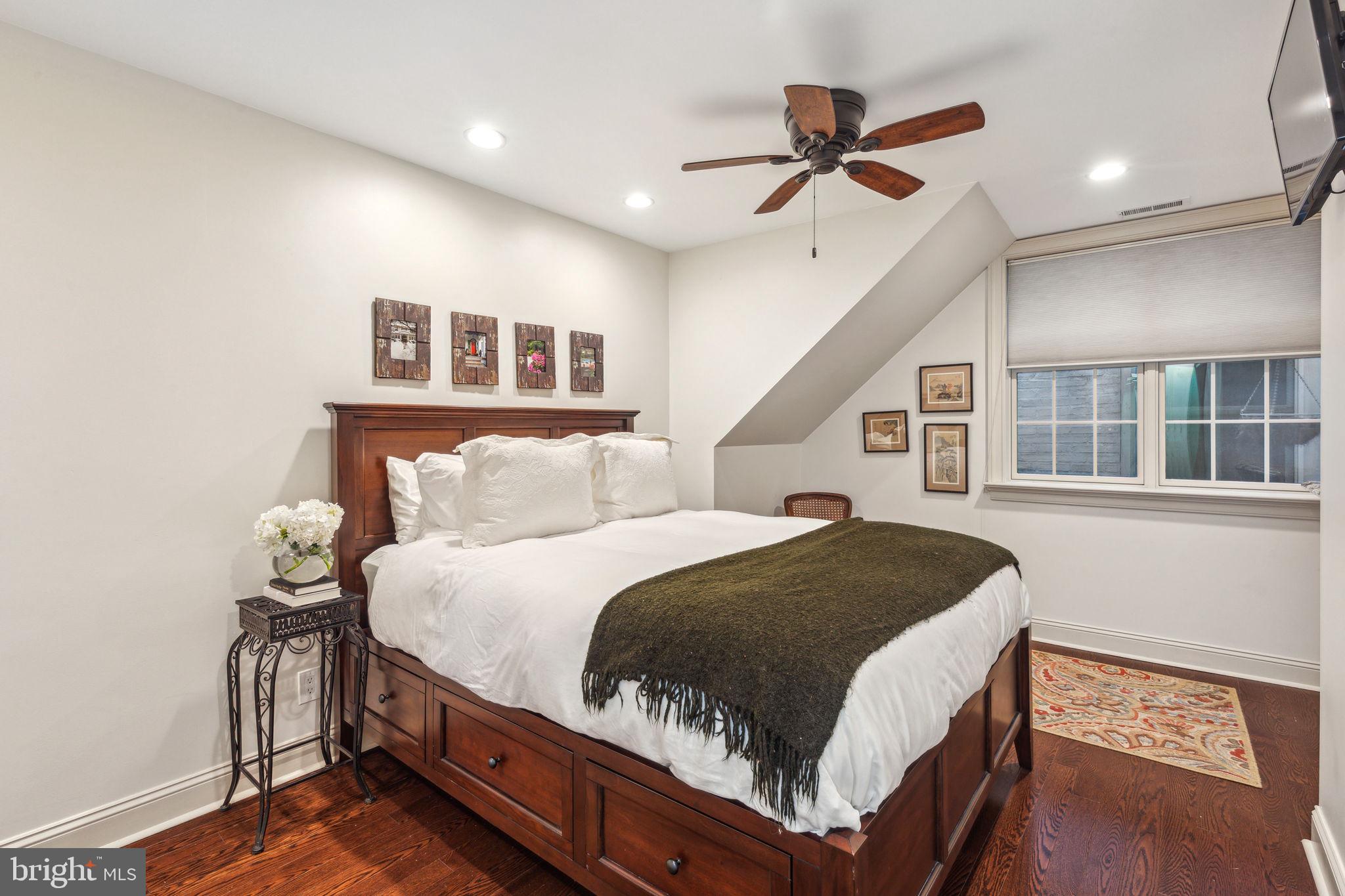 BELLA VISTA - Residential