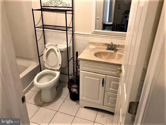 Camden, New Jersey 08102, United States, 3 Bedrooms Bedrooms, ,2 BathroomsBathrooms,Residential,Active,46763