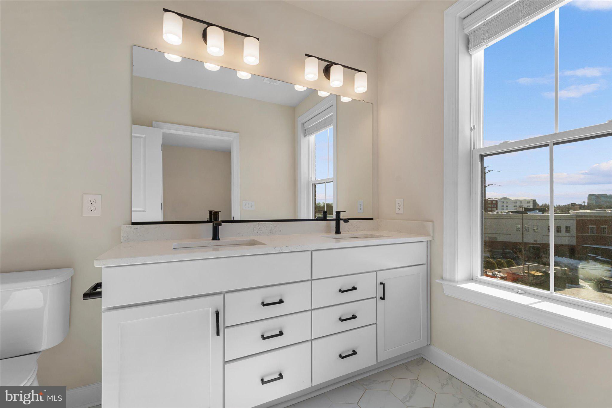 PENDER OAKS - Residential