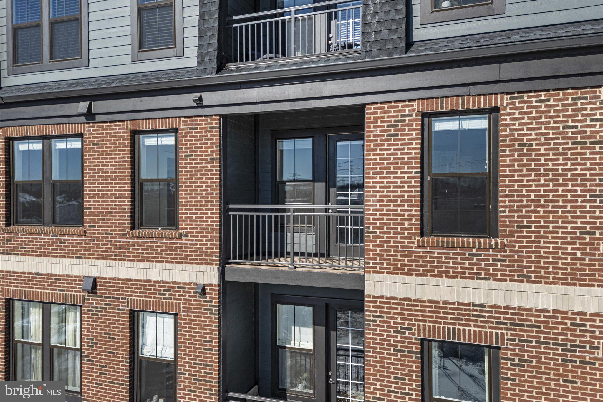 PENDER OAKS - Residential