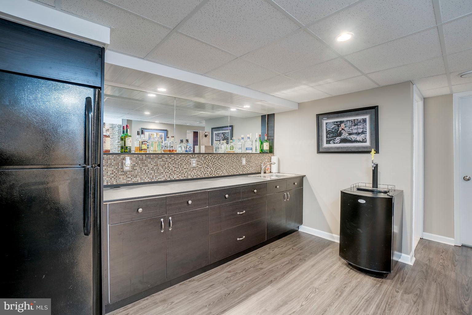 PERRY HALL ESTATES - Residential