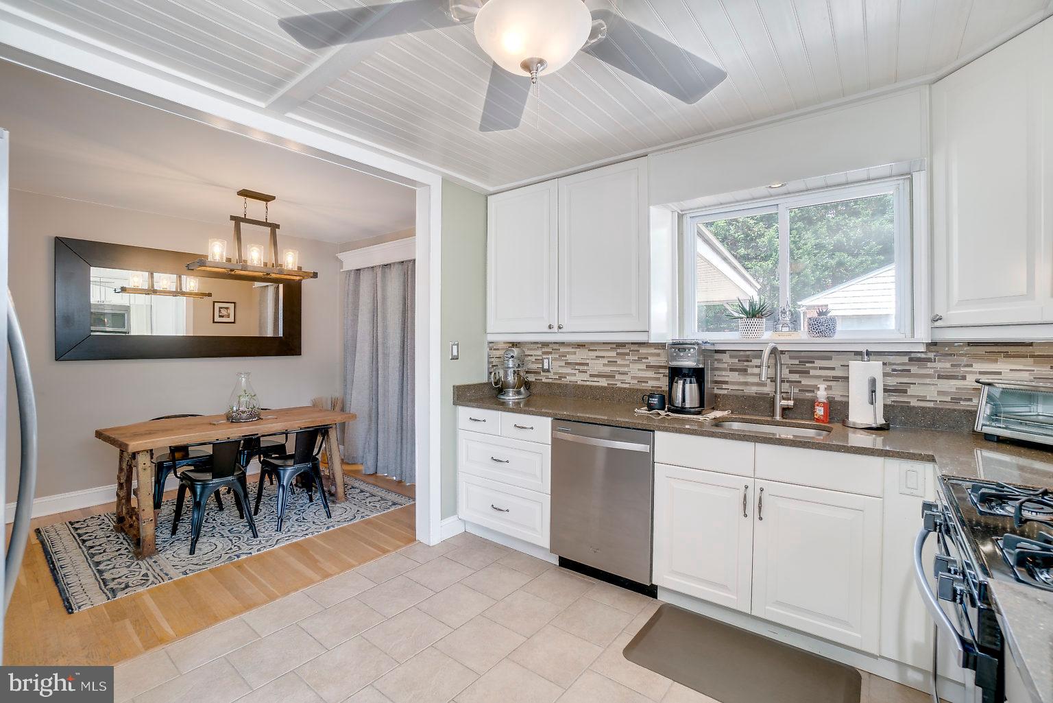 PERRY HALL ESTATES - Residential