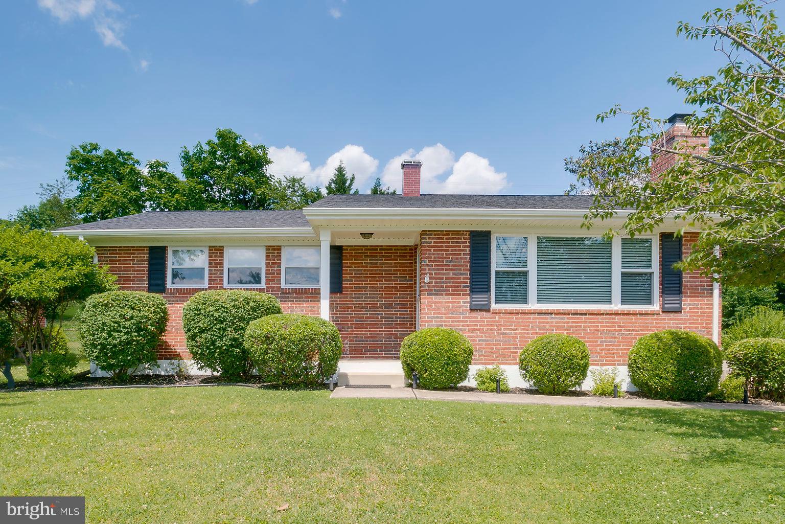 PERRY HALL ESTATES - Residential