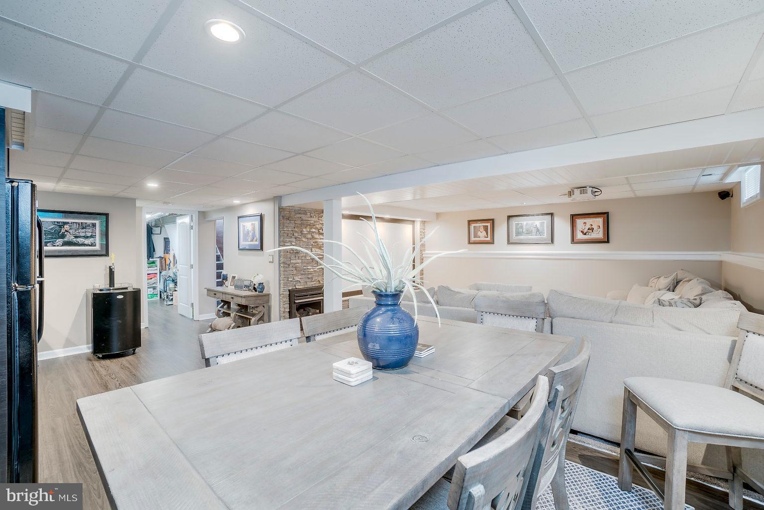 PERRY HALL ESTATES - Residential