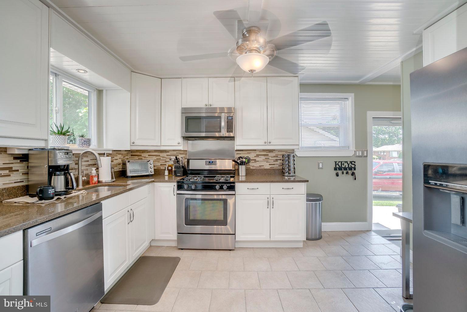 PERRY HALL ESTATES - Residential