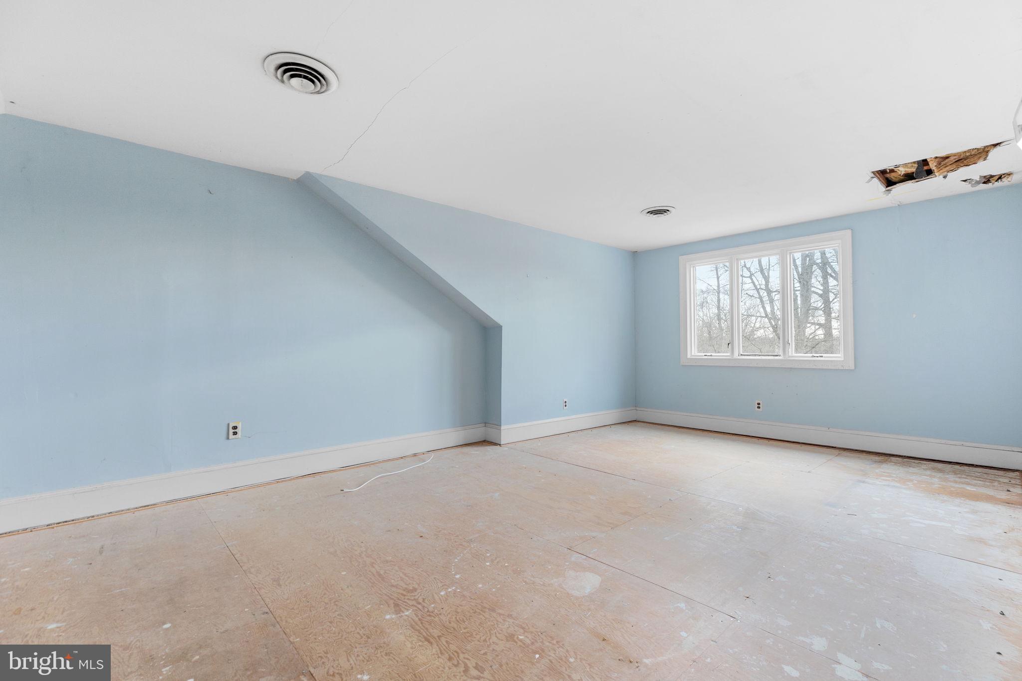 WALNUT RIDGE - Residential