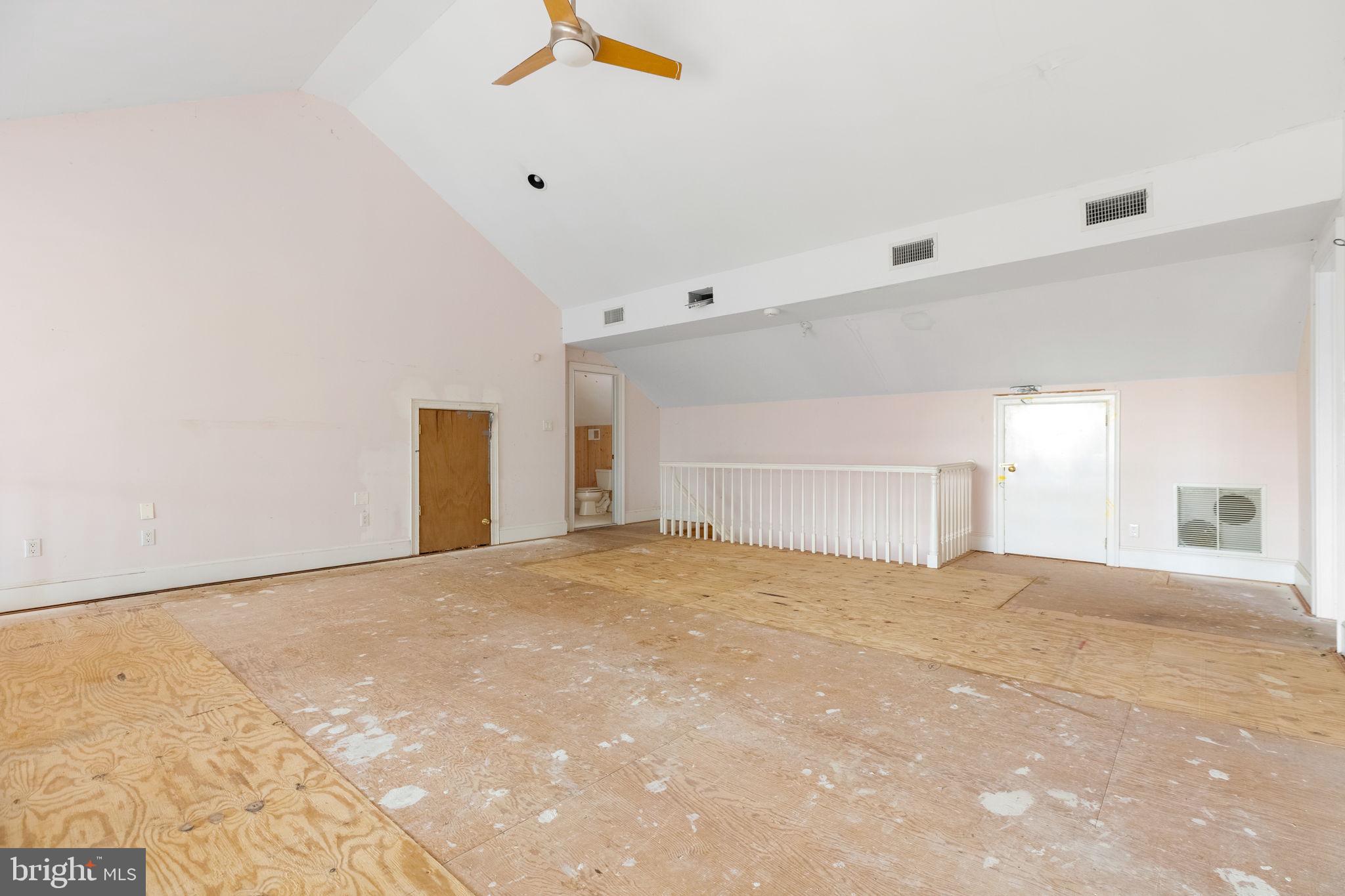 WALNUT RIDGE - Residential