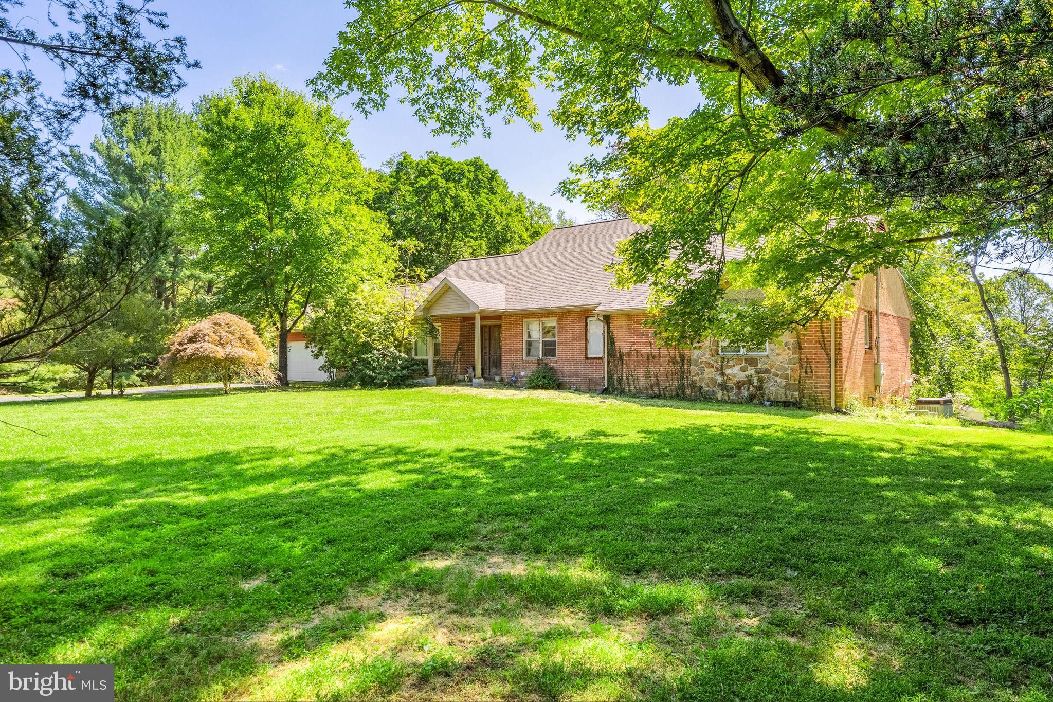 9 WALNUT RIDGE ROAD