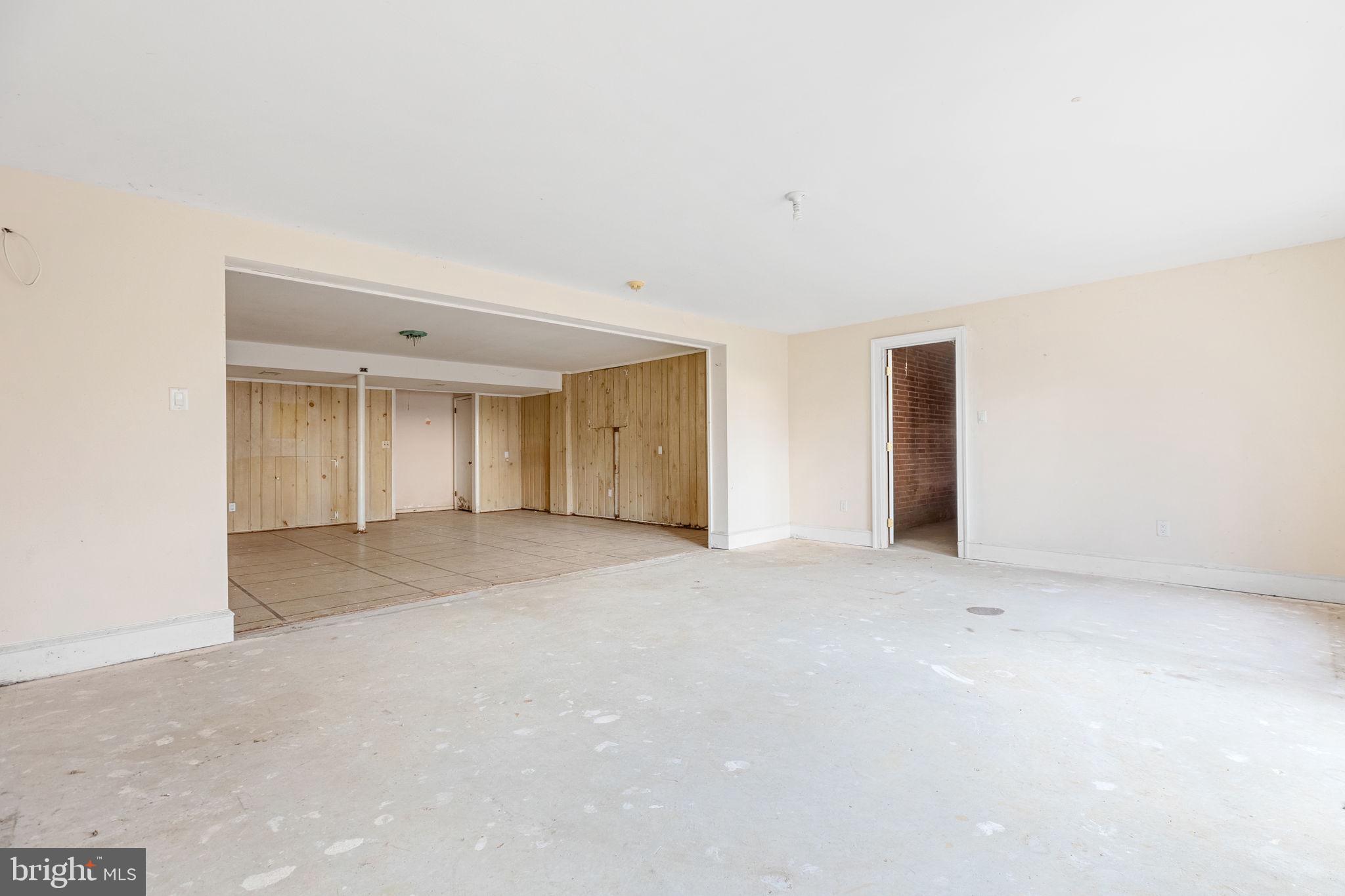 WALNUT RIDGE - Residential