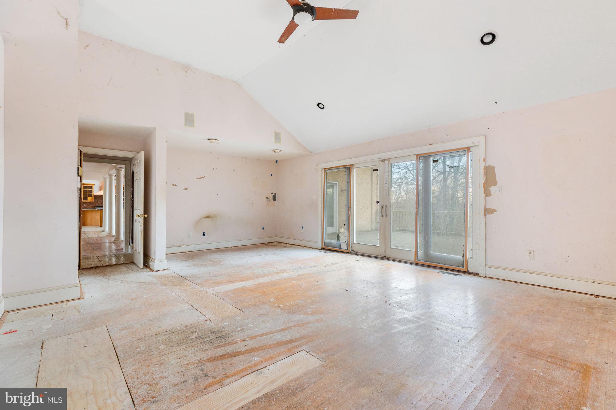 WALNUT RIDGE - Residential