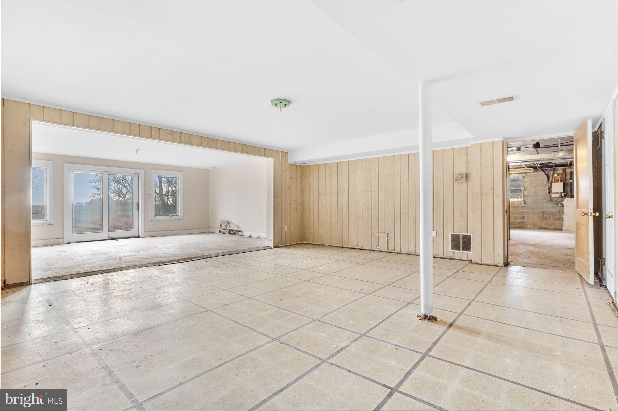 WALNUT RIDGE - Residential