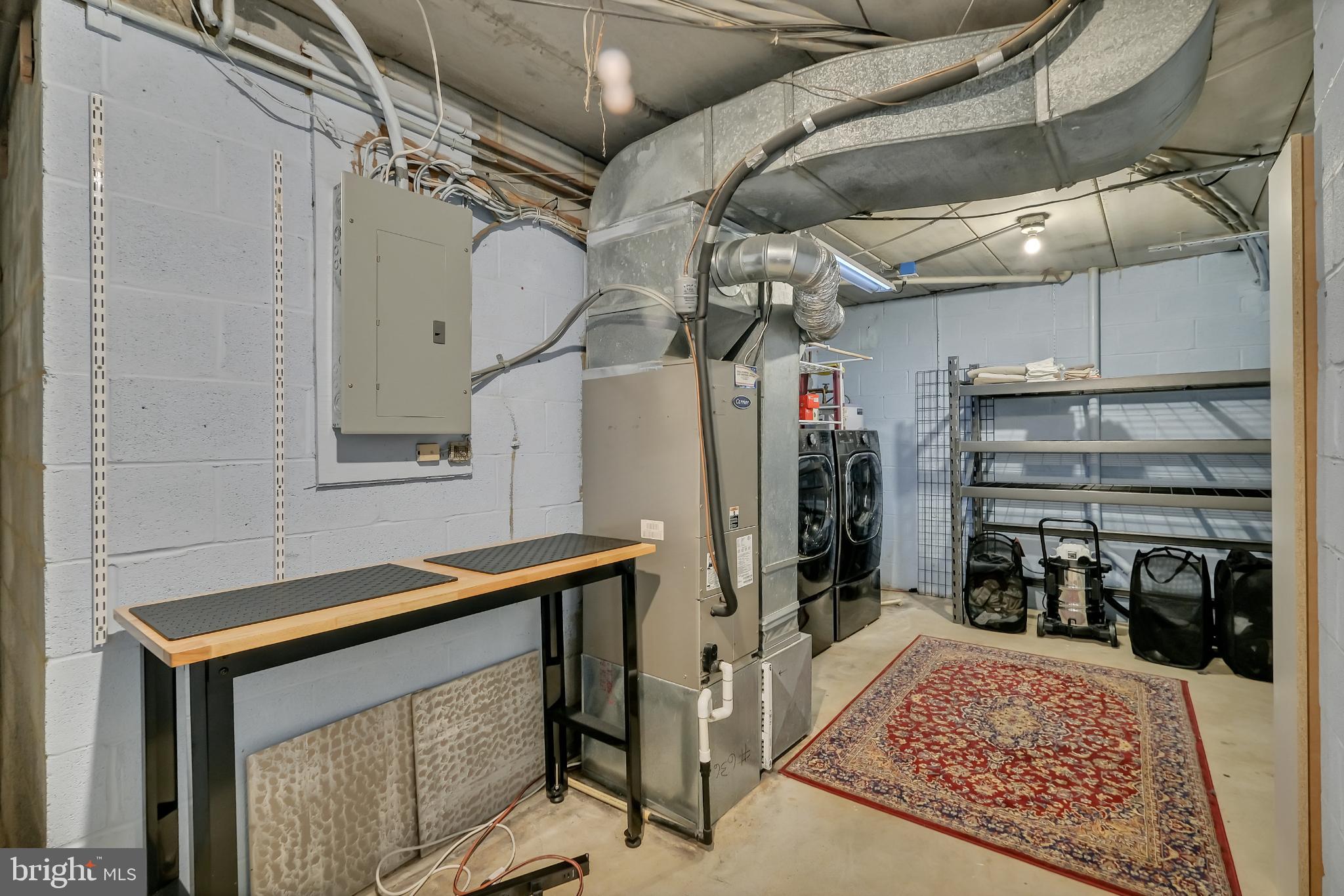 WOODWINDS - Residential