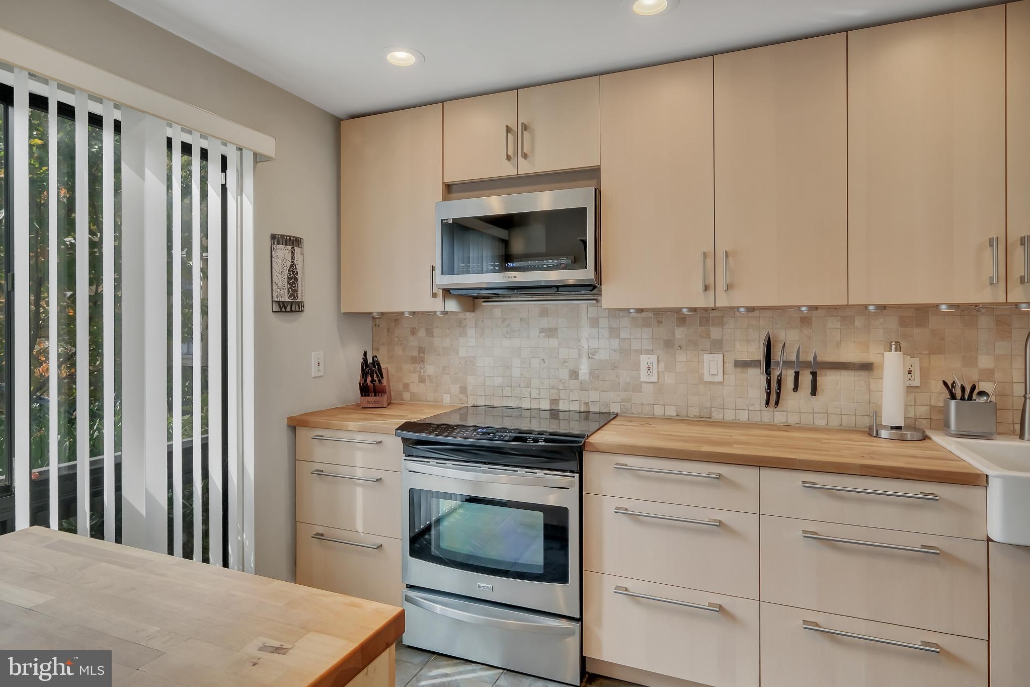 WOODWINDS - Residential