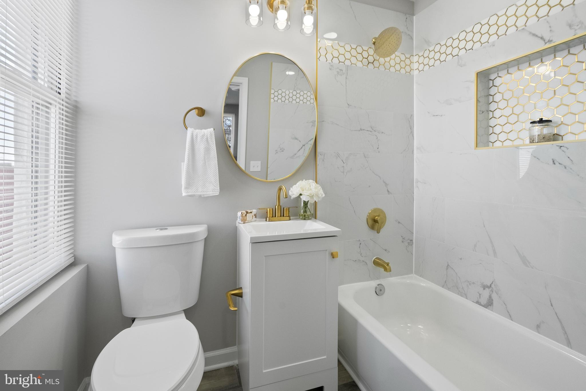 BROADWAY EAST - Residential