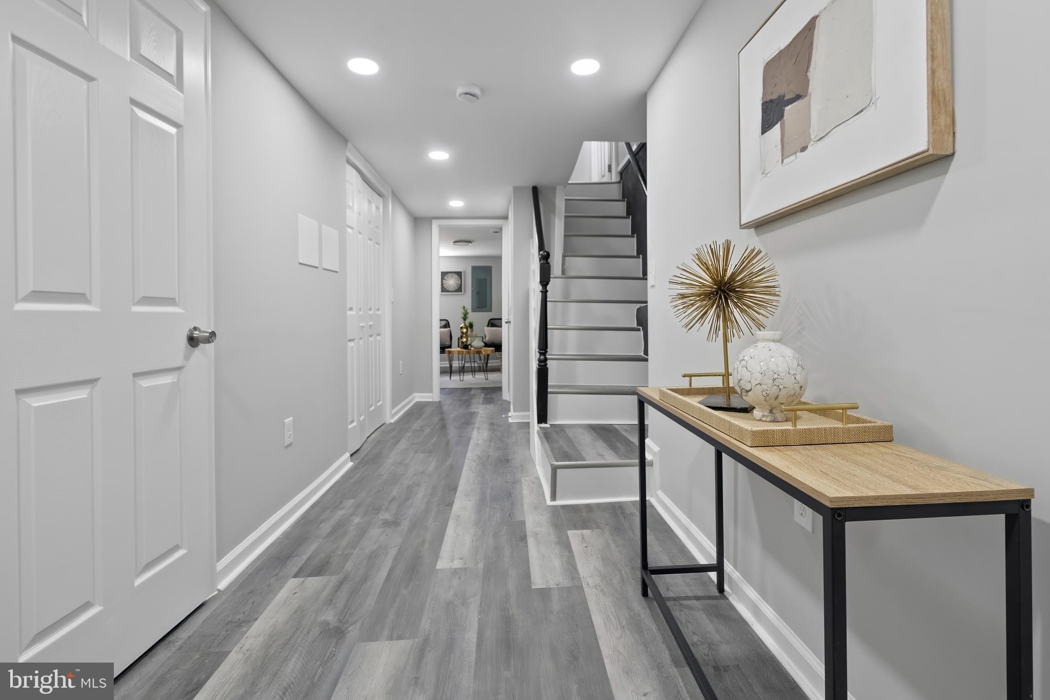 BROADWAY EAST - Residential