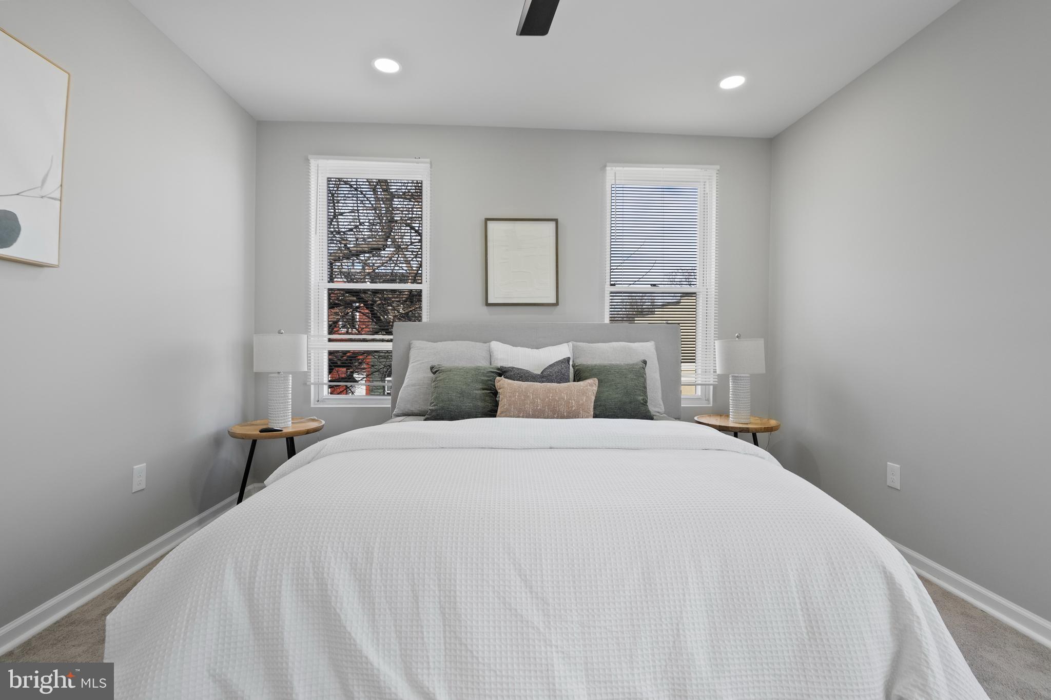 BROADWAY EAST - Residential