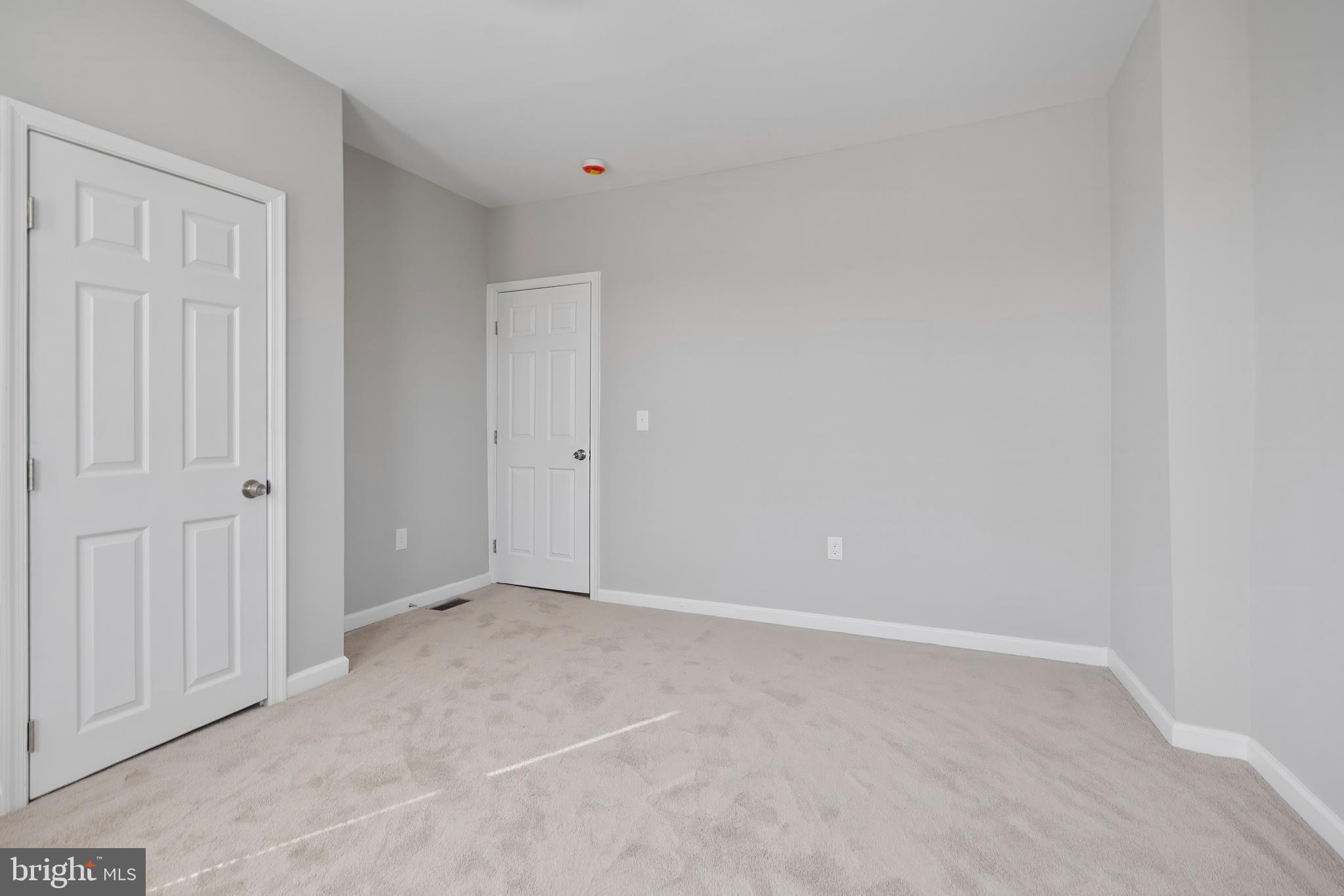 BROADWAY EAST - Residential